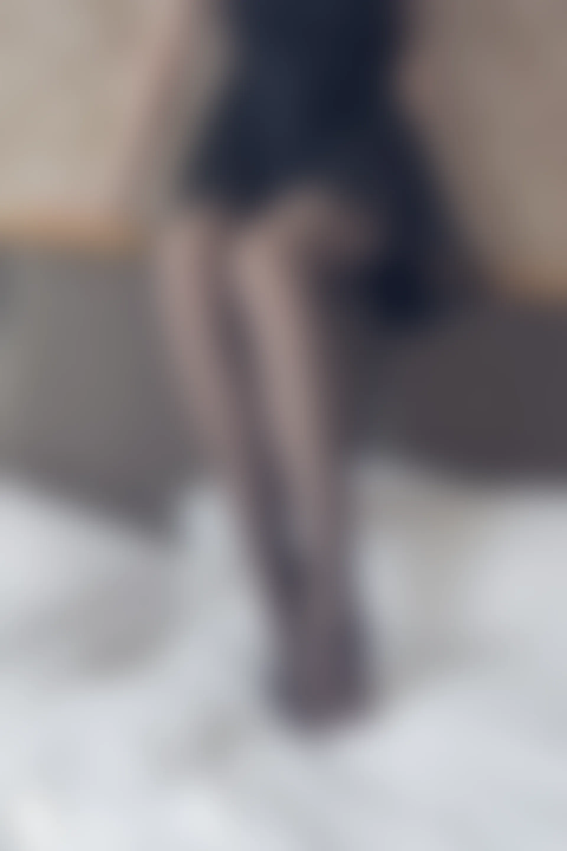 C32.003 黑纱裙 [40P-64MB]