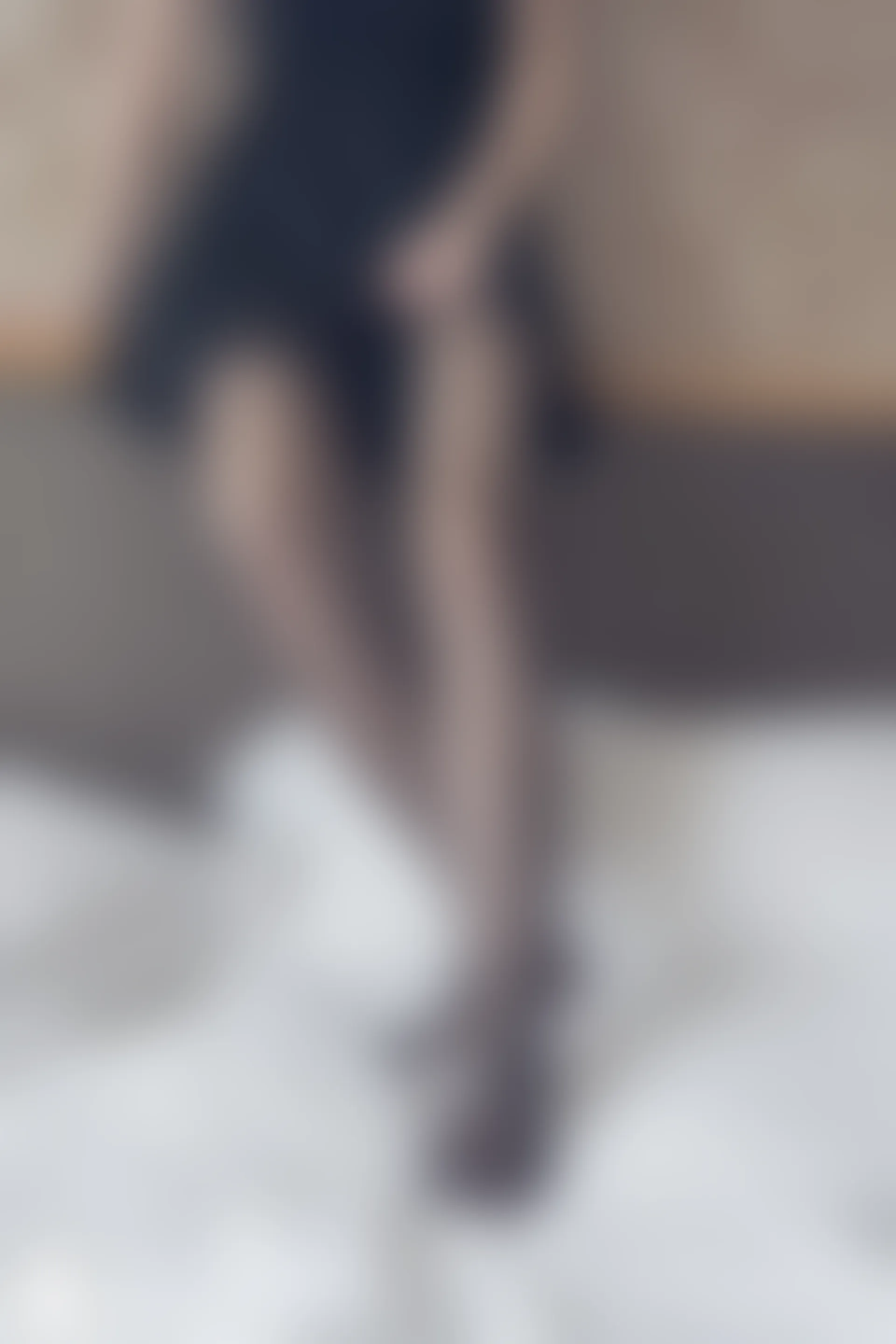 C32.003 黑纱裙 [40P-64MB]