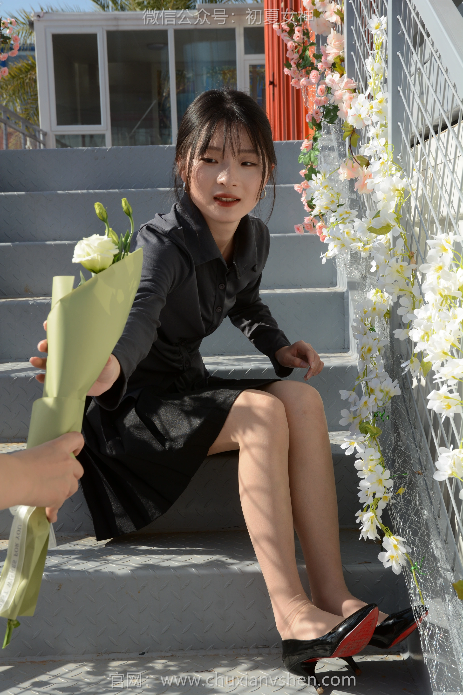 初夏女神 NO.102 安妮 绿叶鲜花[140P+1V／4.30GB]