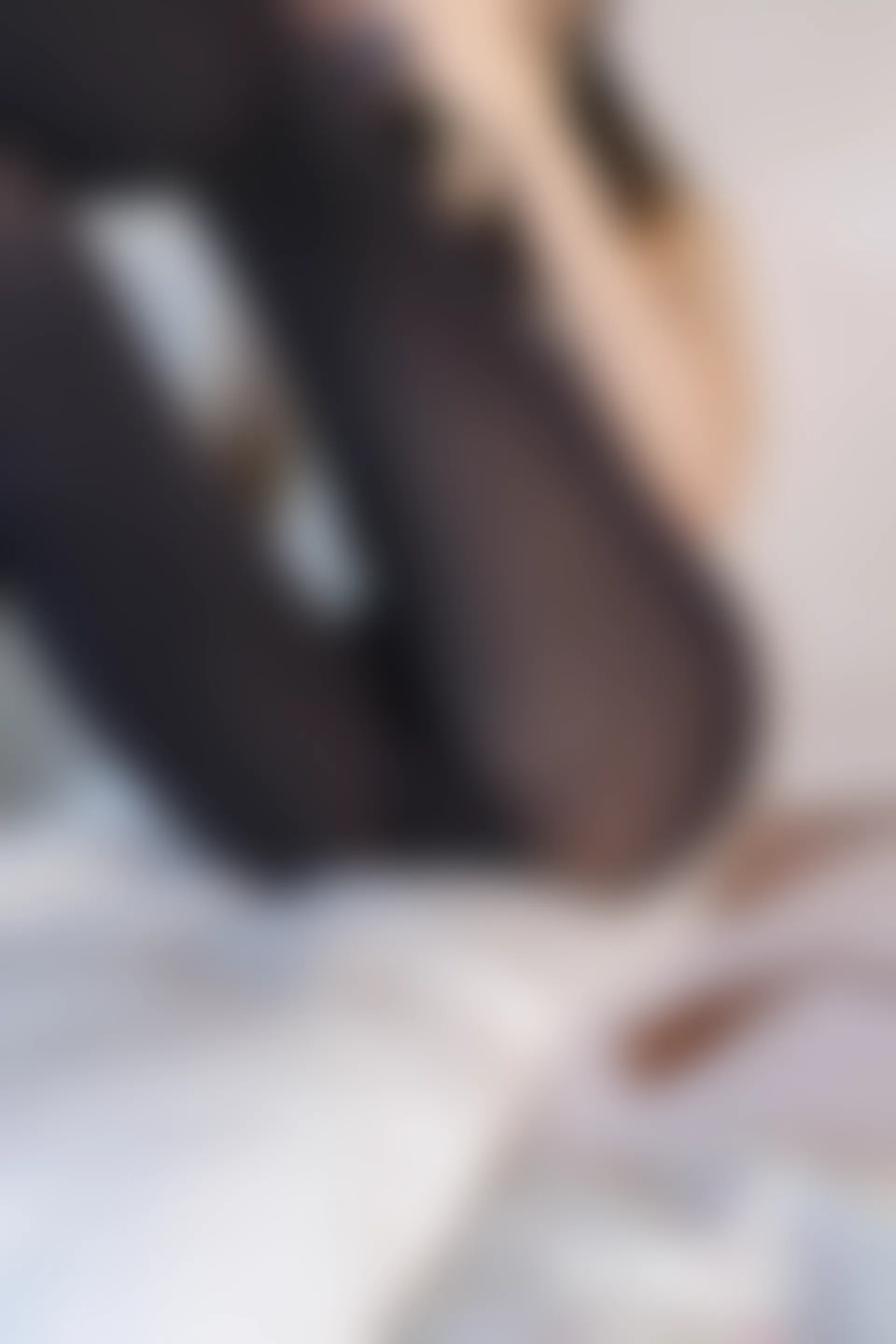 森萝财团 内部VIP系列 雏菊-02 双马尾黑丝吊带睡衣 [112P1V-3.78GB]