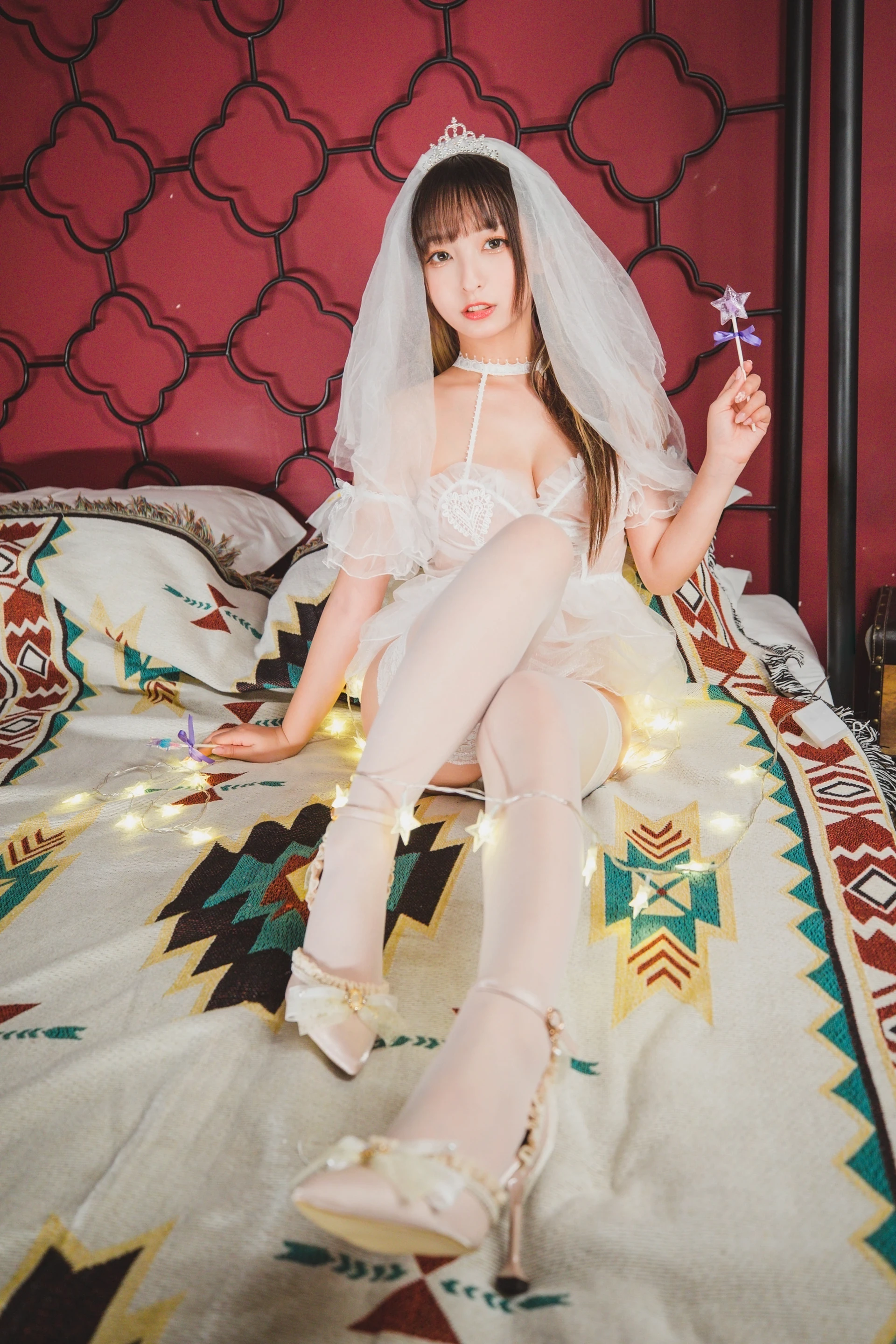 神楽坂真冬 第三季 序号19：《光の囁き 》光の修女 [150P2V-884MB]修女, 内衣, 双马尾, 白丝, 神楽坂真冬, 美腿, 美足, 高跟鞋, 黑丝