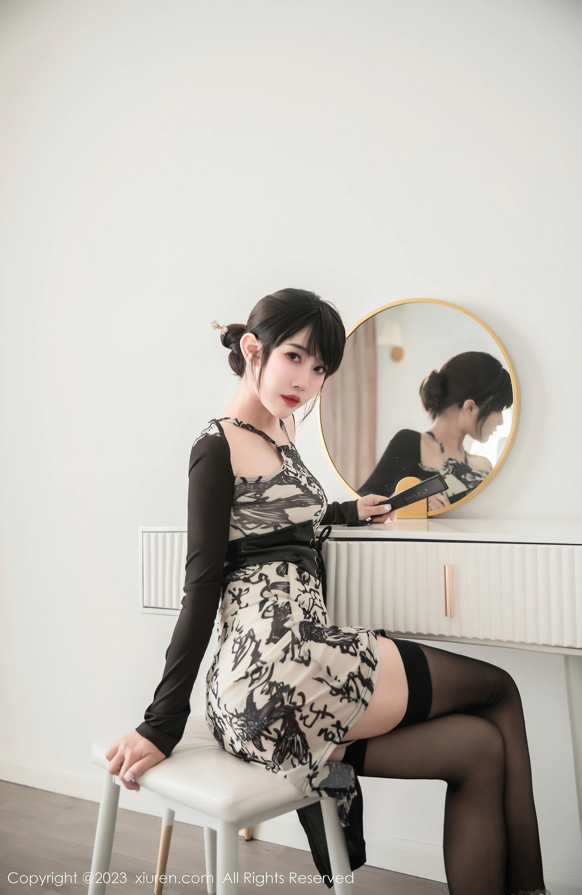 XIUREN秀人网 2023.07.03 NO.7015 严利娅Yuliya [73+1P710M]