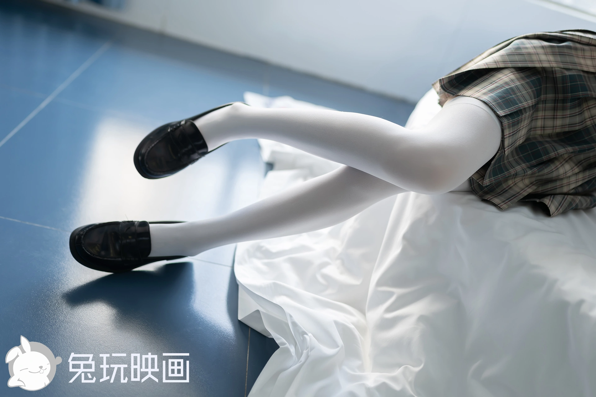 D58.003 兔玩映画 蓝色房间 [40P-82MB]