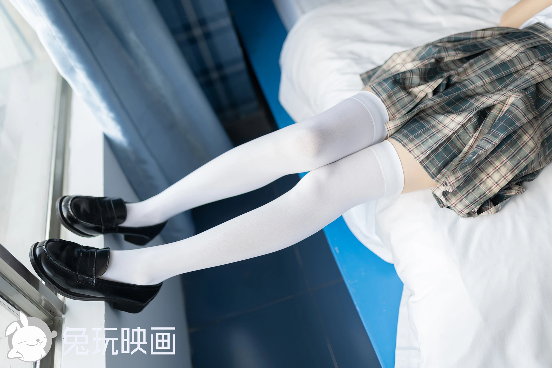 D58.003 兔玩映画 蓝色房间 [40P-82MB]