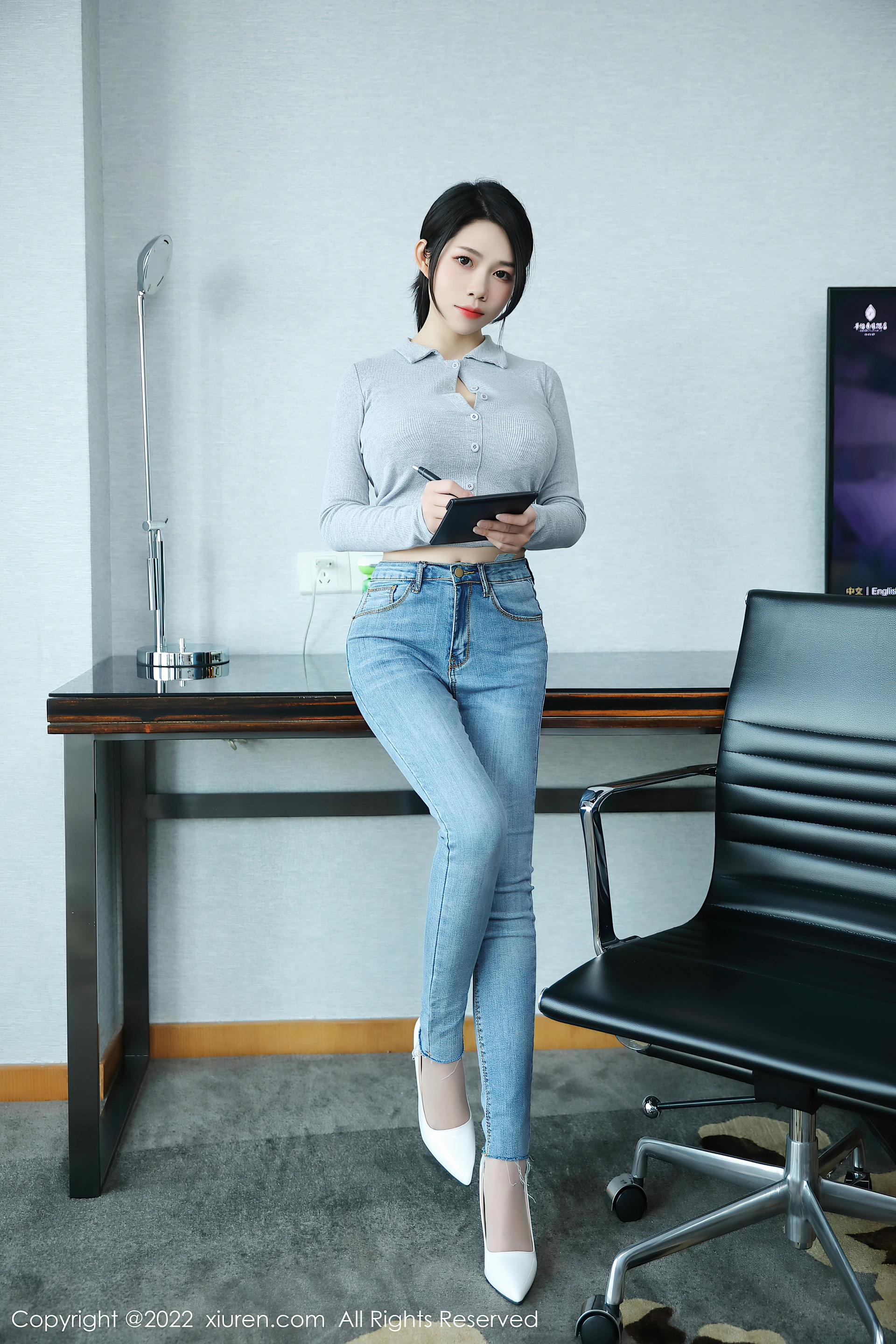 XiuRen秀人网 2022.03.14 No.4711 娜娜子呀 丝袜美腿[73+1P 818MB]