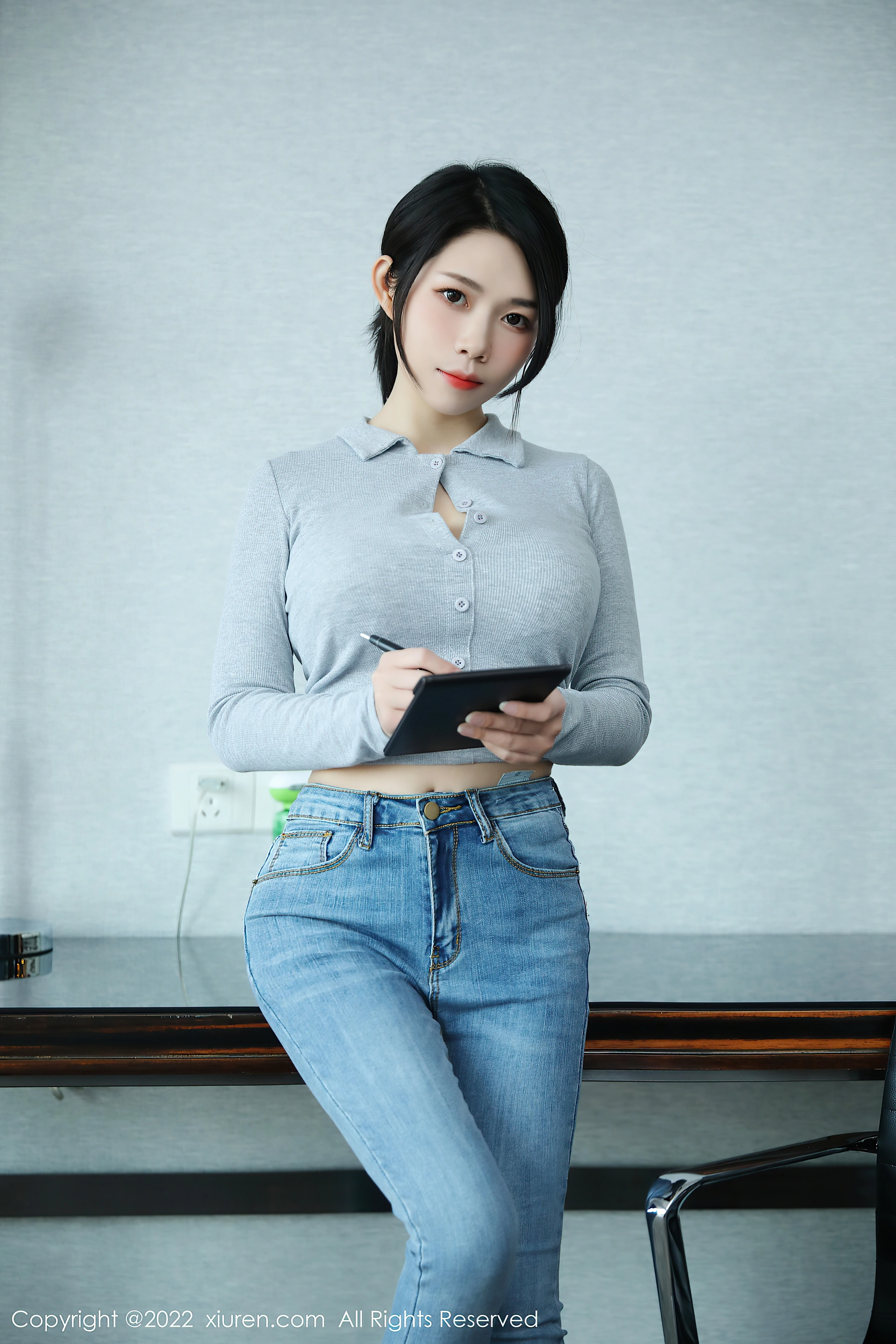 XiuRen秀人网 2022.03.14 No.4711 娜娜子呀 丝袜美腿[73+1P 818MB]