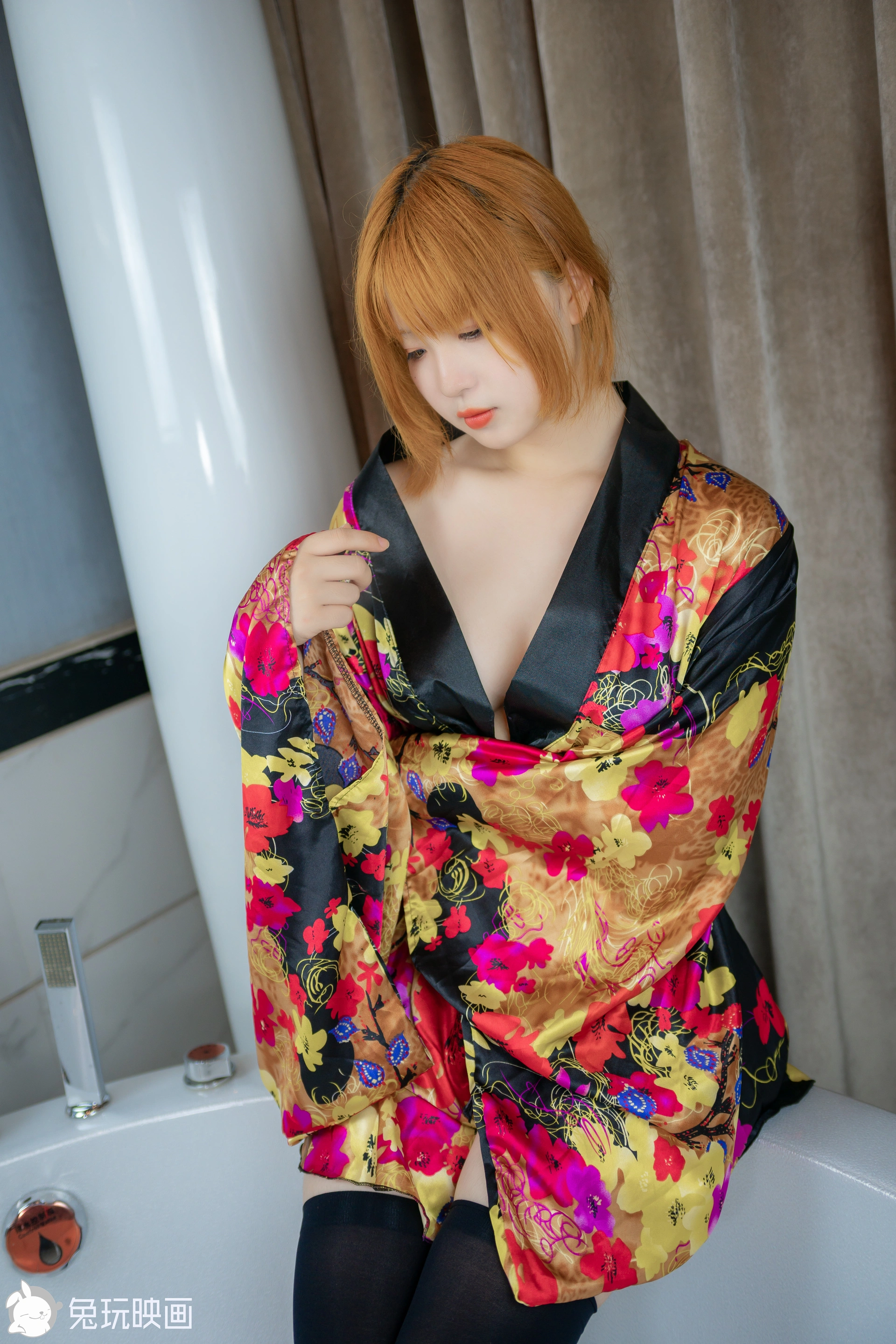 C28.001 浴缸里的和服 [42P-461MB]