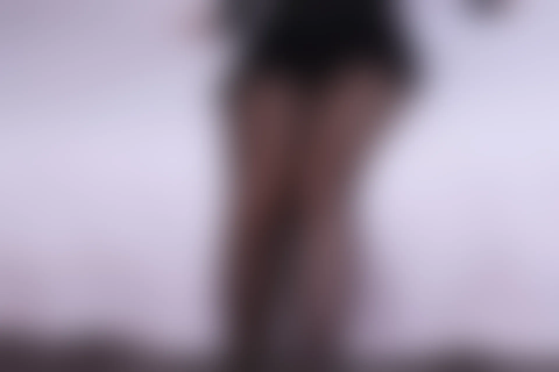 初夏女神 NO.013 依依~黑色瘦身连衣裙搭小黑皮鞋[146P-1V-3.91G]
