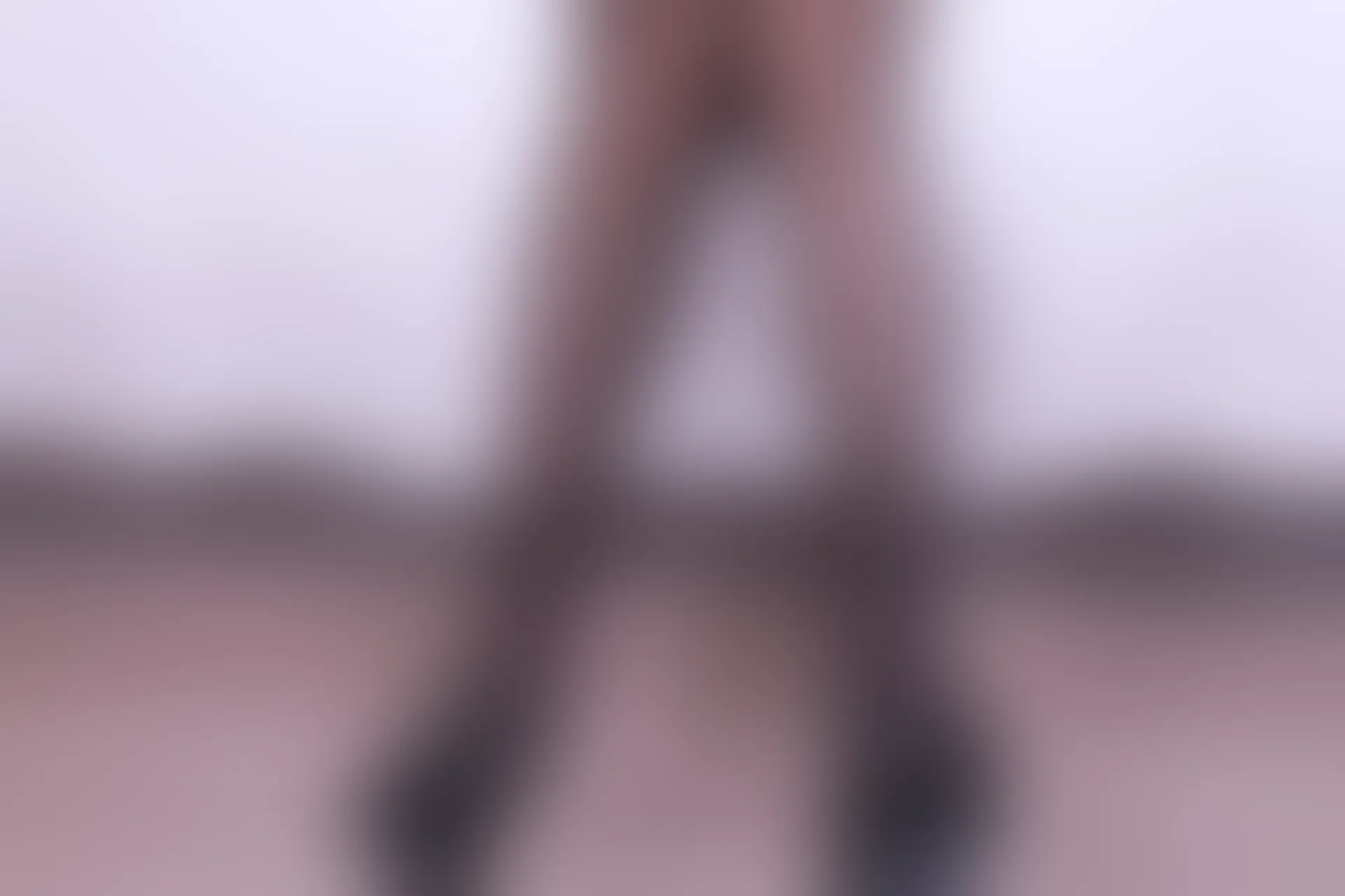 初夏女神 NO.013 依依~黑色瘦身连衣裙搭小黑皮鞋[146P-1V-3.91G]