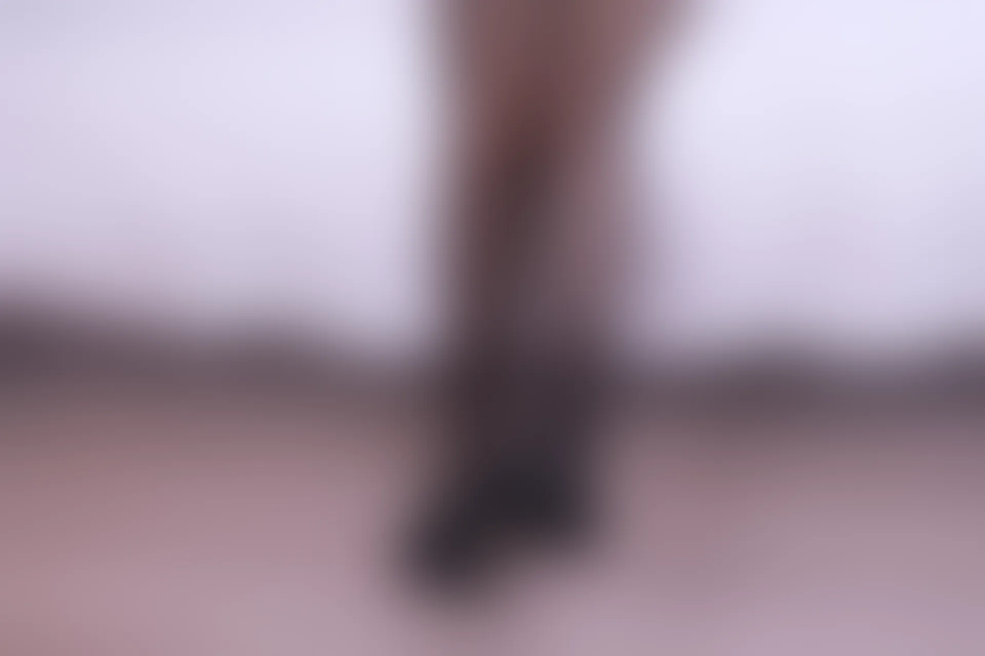 初夏女神 NO.013 依依~黑色瘦身连衣裙搭小黑皮鞋[146P-1V-3.91G]
