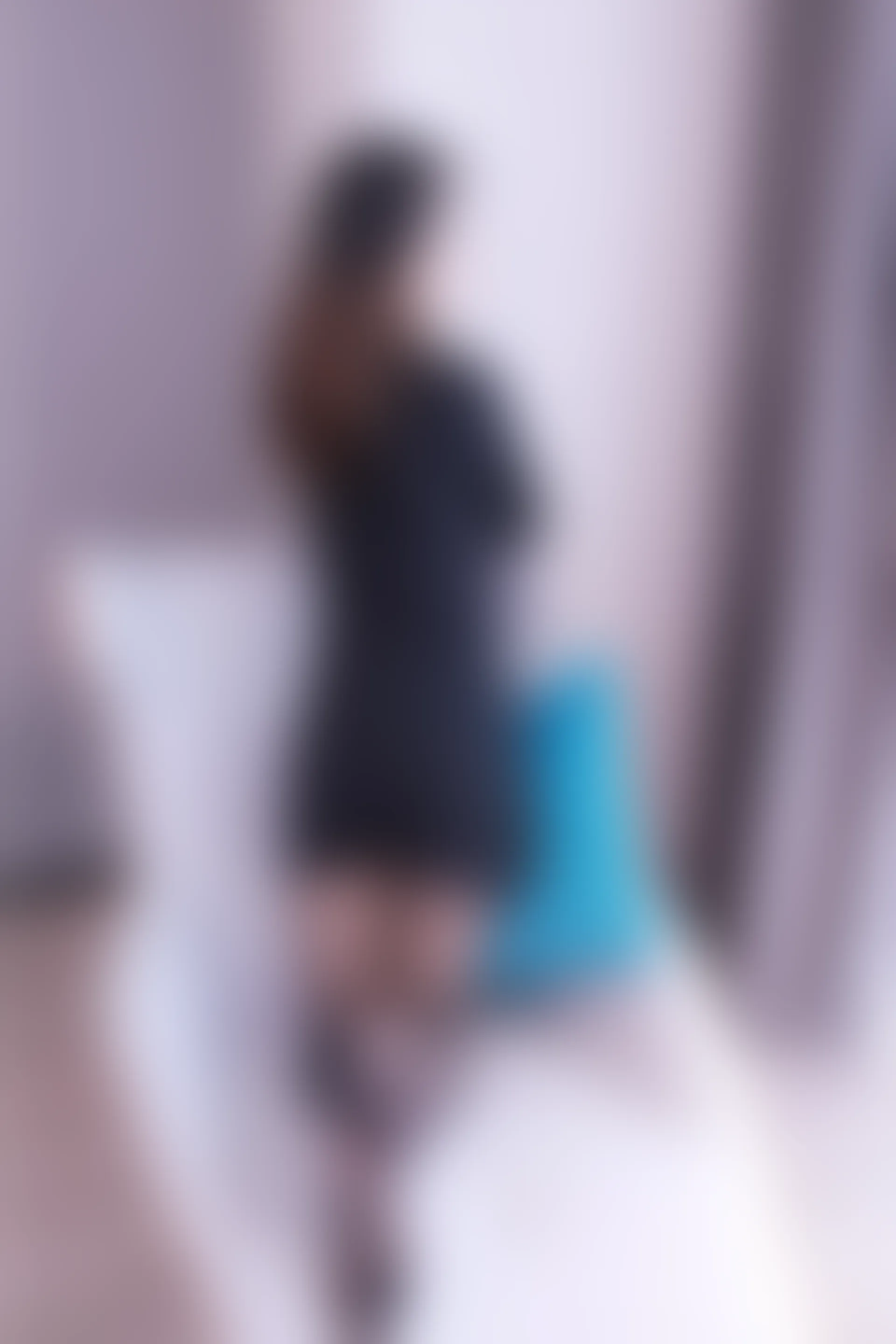 初夏女神 NO.013 依依~黑色瘦身连衣裙搭小黑皮鞋[146P-1V-3.91G]