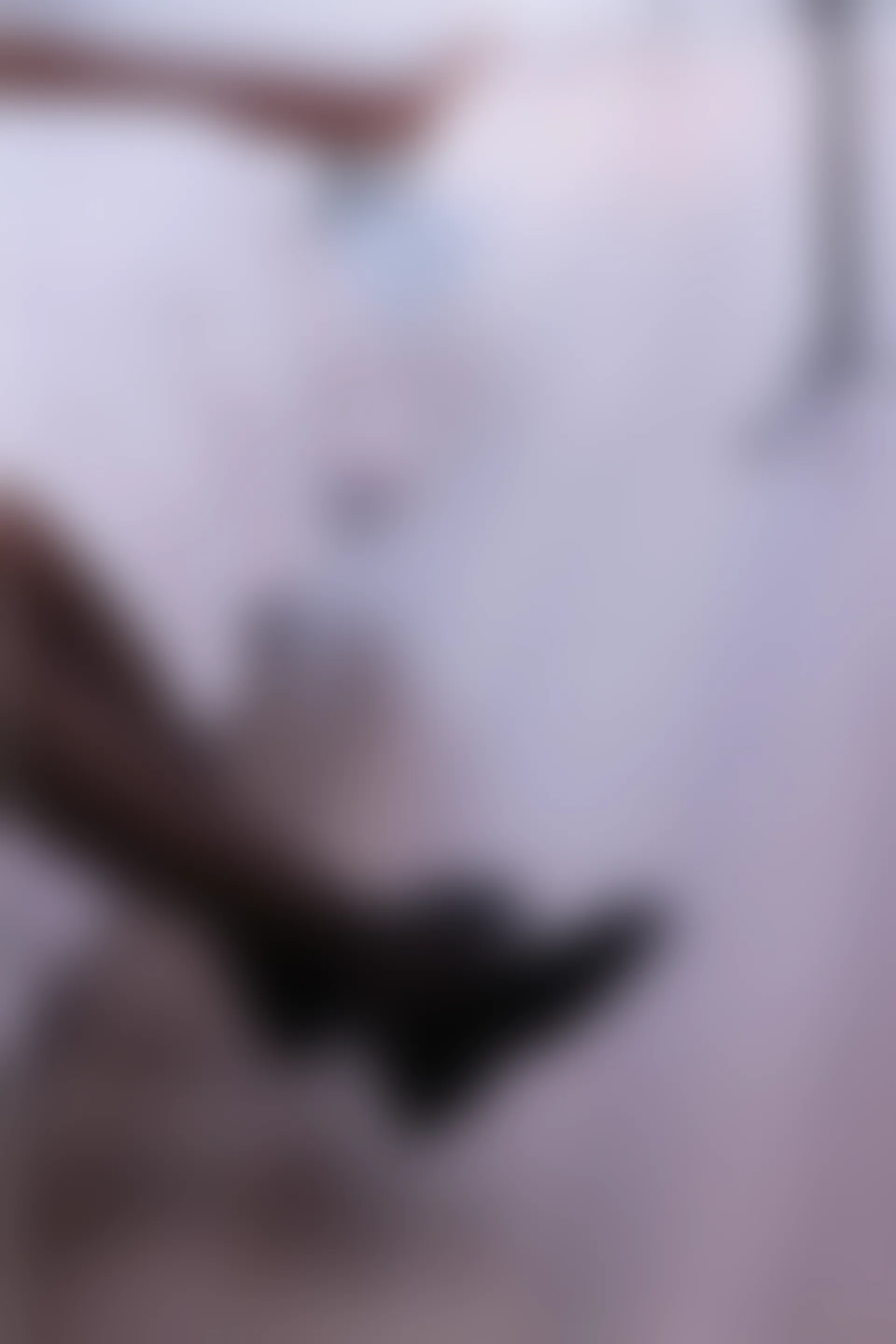 初夏女神 NO.013 依依~黑色瘦身连衣裙搭小黑皮鞋[146P-1V-3.91G]