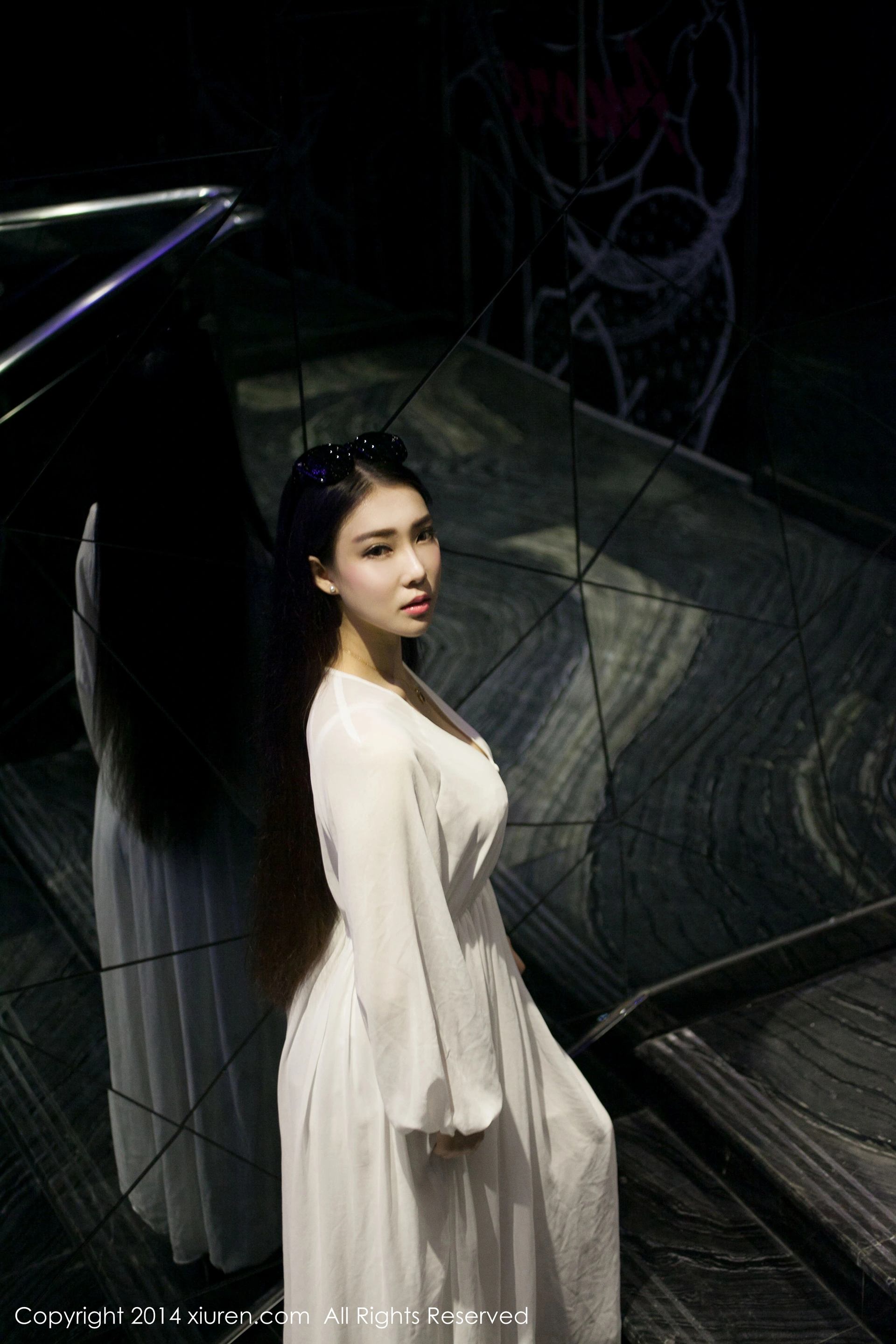 XiuRen秀人网 2014.04.29 No.131 梦娜Vanessa[58+1P178M]