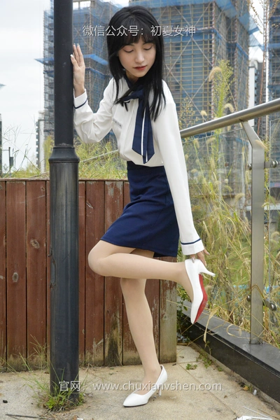 初夏女神 NO.078 柒柒 仰望天空[140P+1V／5.25GB]