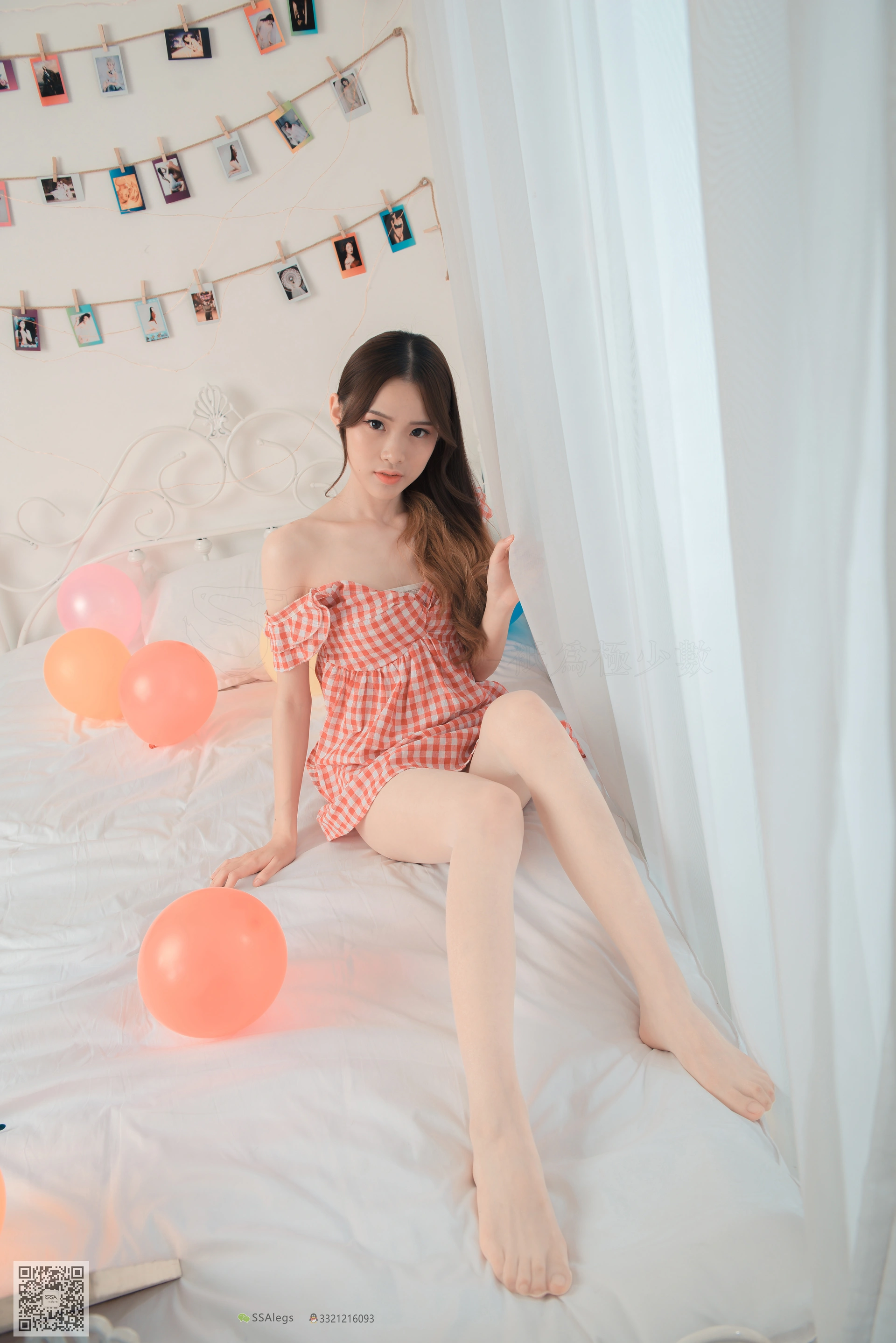 SSA丝社 超清写真 NO.014 琪琪 闪光开裆丝袜的另一种演绎[99P／898MB]