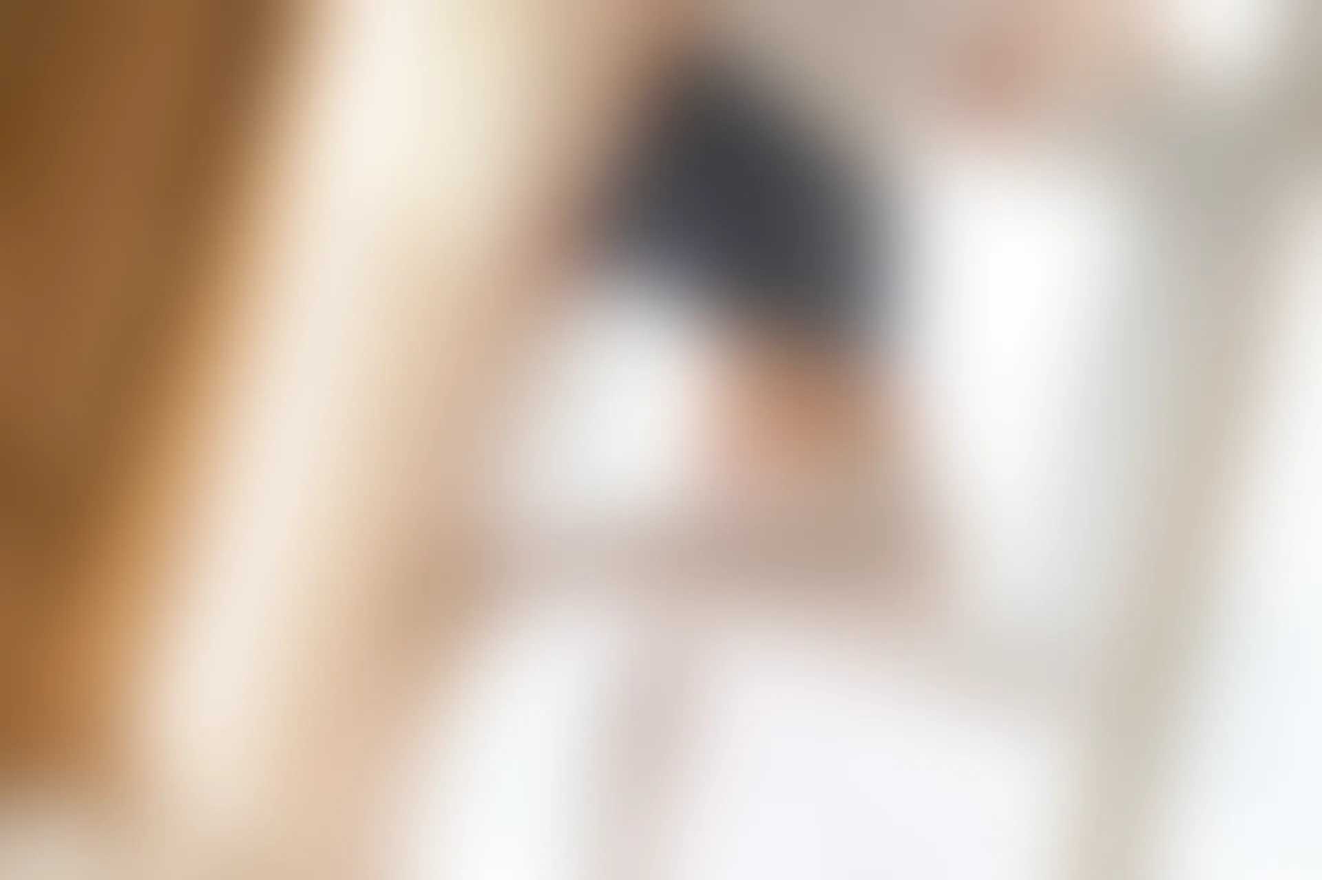 C37.002 窗台上的短裙白丝 [40P-76MB]