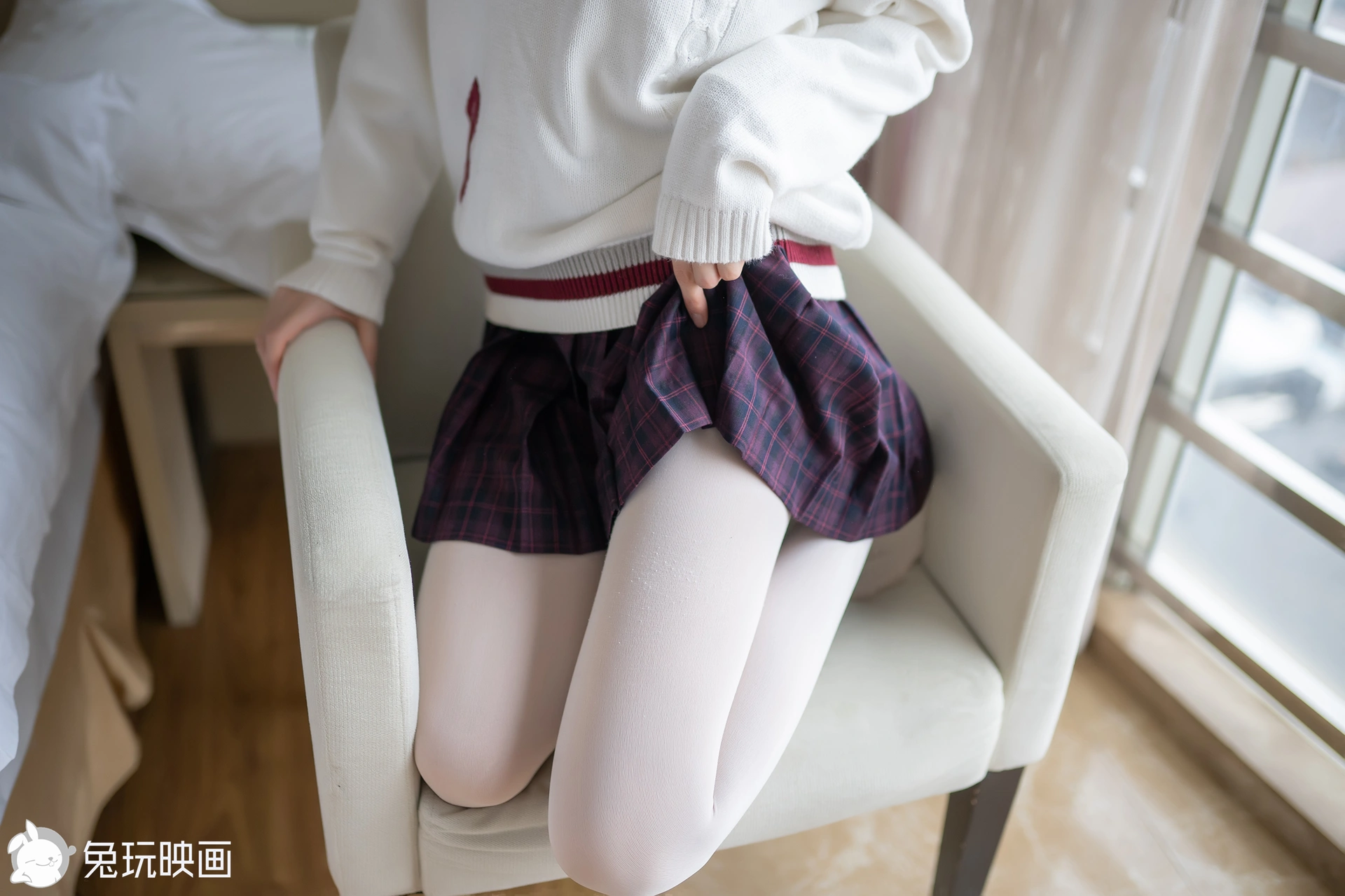 D51.008 制服妹妹的小细腿 [40P-97MB]