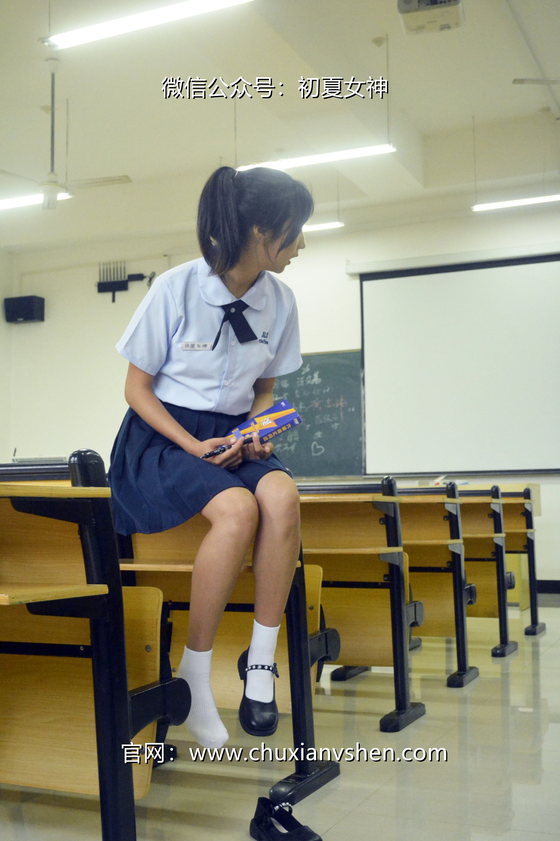 初夏女神 NO.089 点点 异国校服[155P+1V／5.51GB]