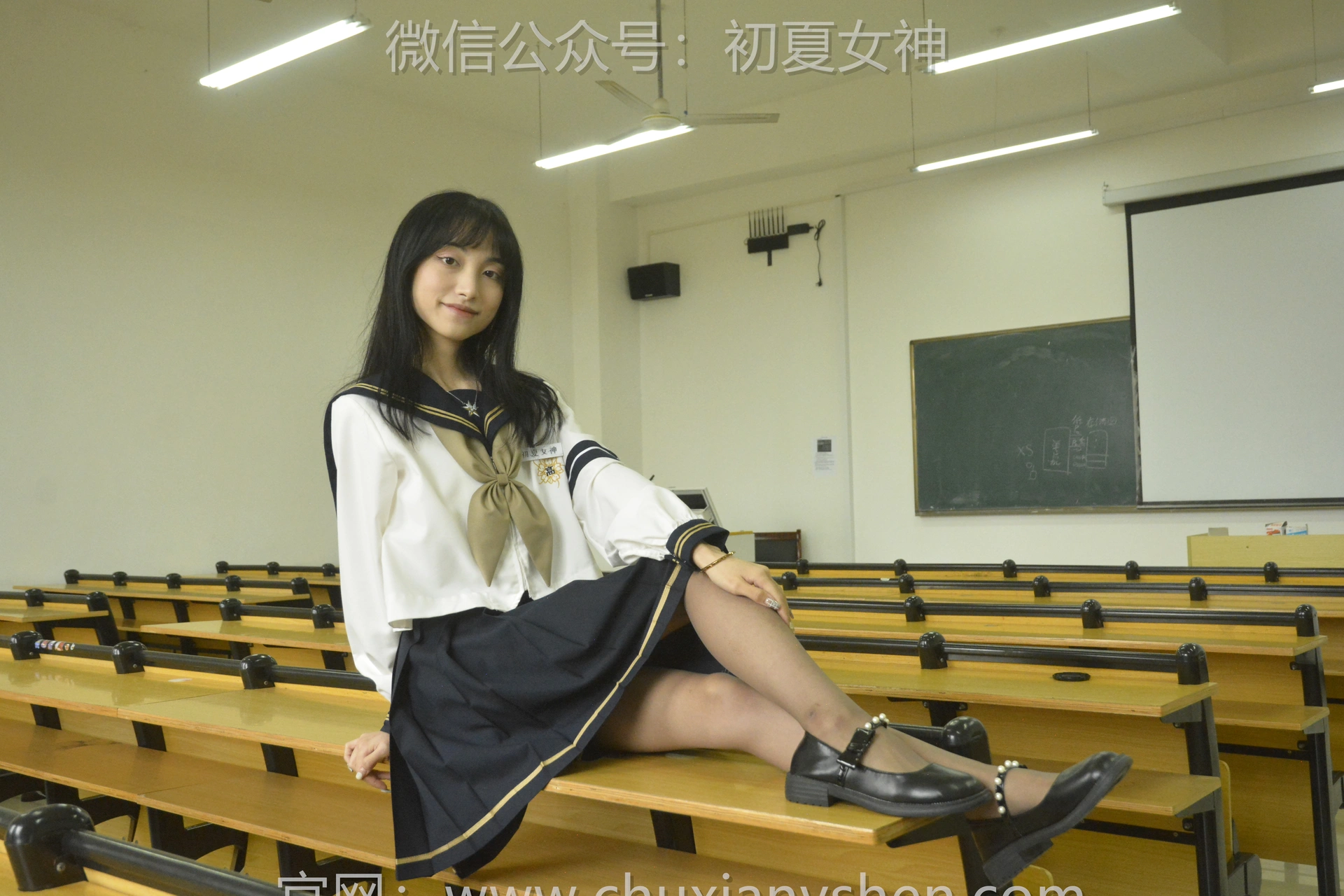 初夏女神 NO.100 柒柒 海军服[140P+1V／4.87GB]