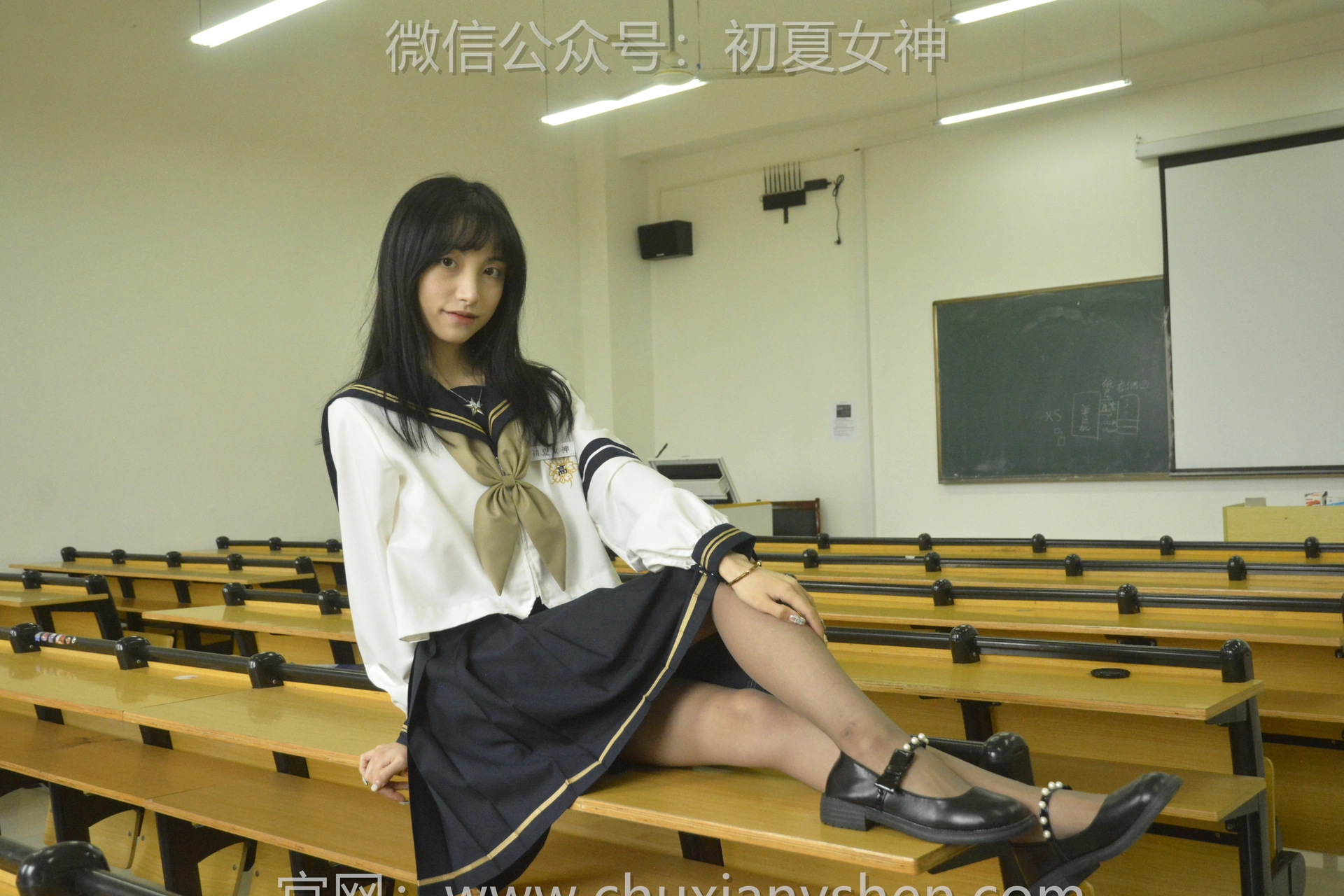 初夏女神 NO.100 柒柒 海军服[140P+1V／4.87GB]