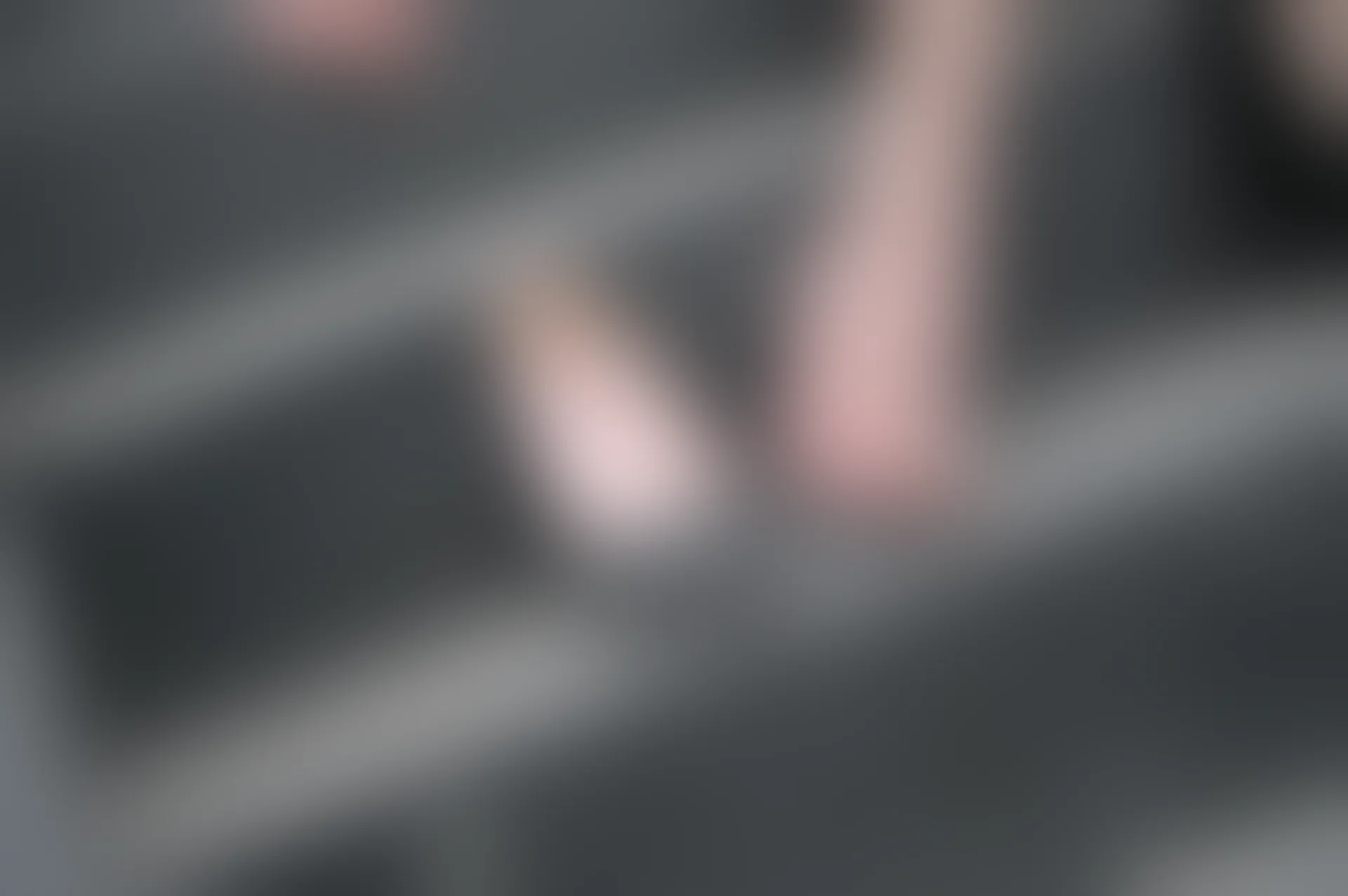 SSA丝社 超清写真 NO.096 大大 街拍腿模大大灰丝[145P-1.69GB]