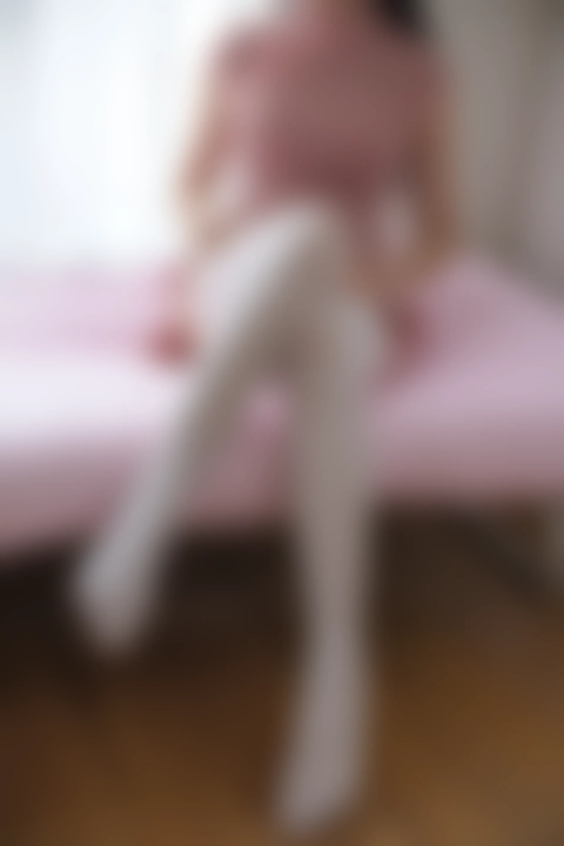 森萝财团 X-024 [115P1V-1.79G]制服, 森萝财团, 白丝, 美腿