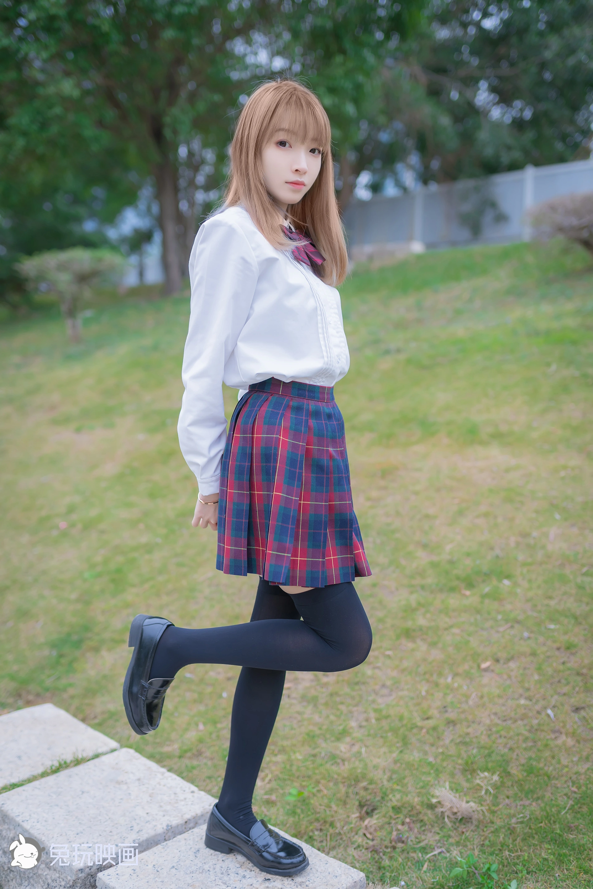 VOL.006 绿草坪 [40P-113MB]