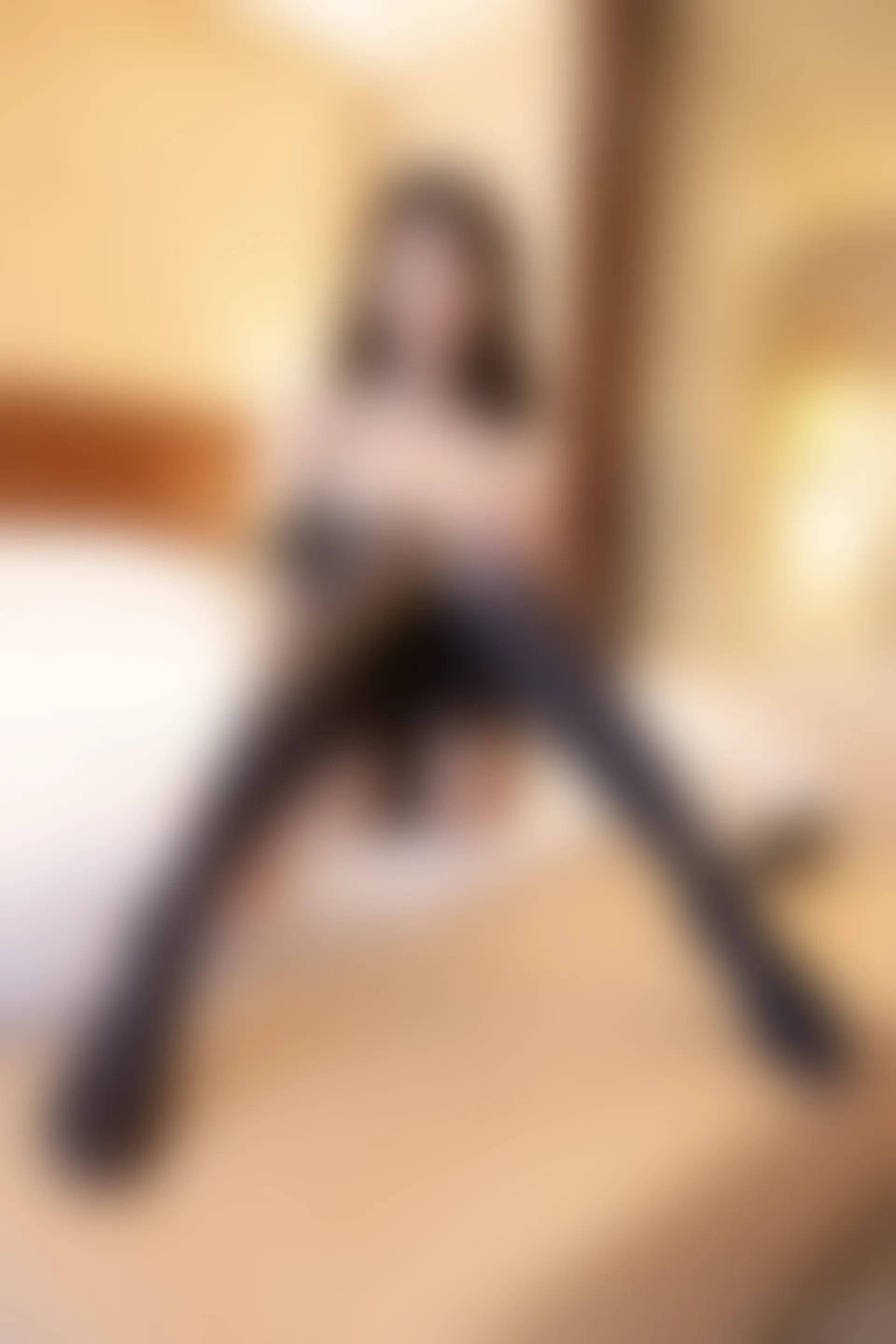 XiuRen秀人网 2022.03.03 No.4663 程程程- 黑丝美腿[76+1P 673MB]