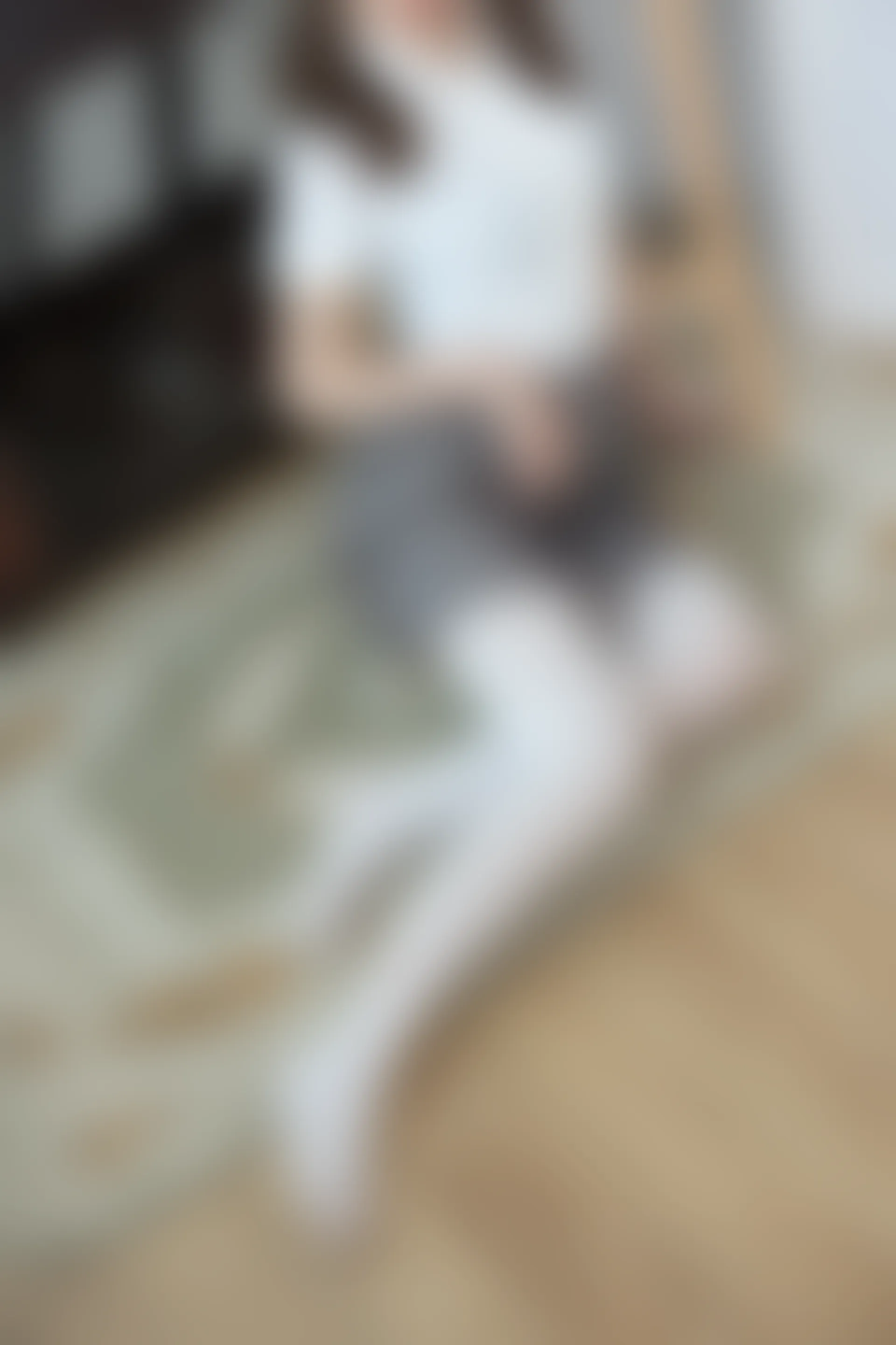 森萝财团 BETA-020 [71P-818M]白丝, 美腿