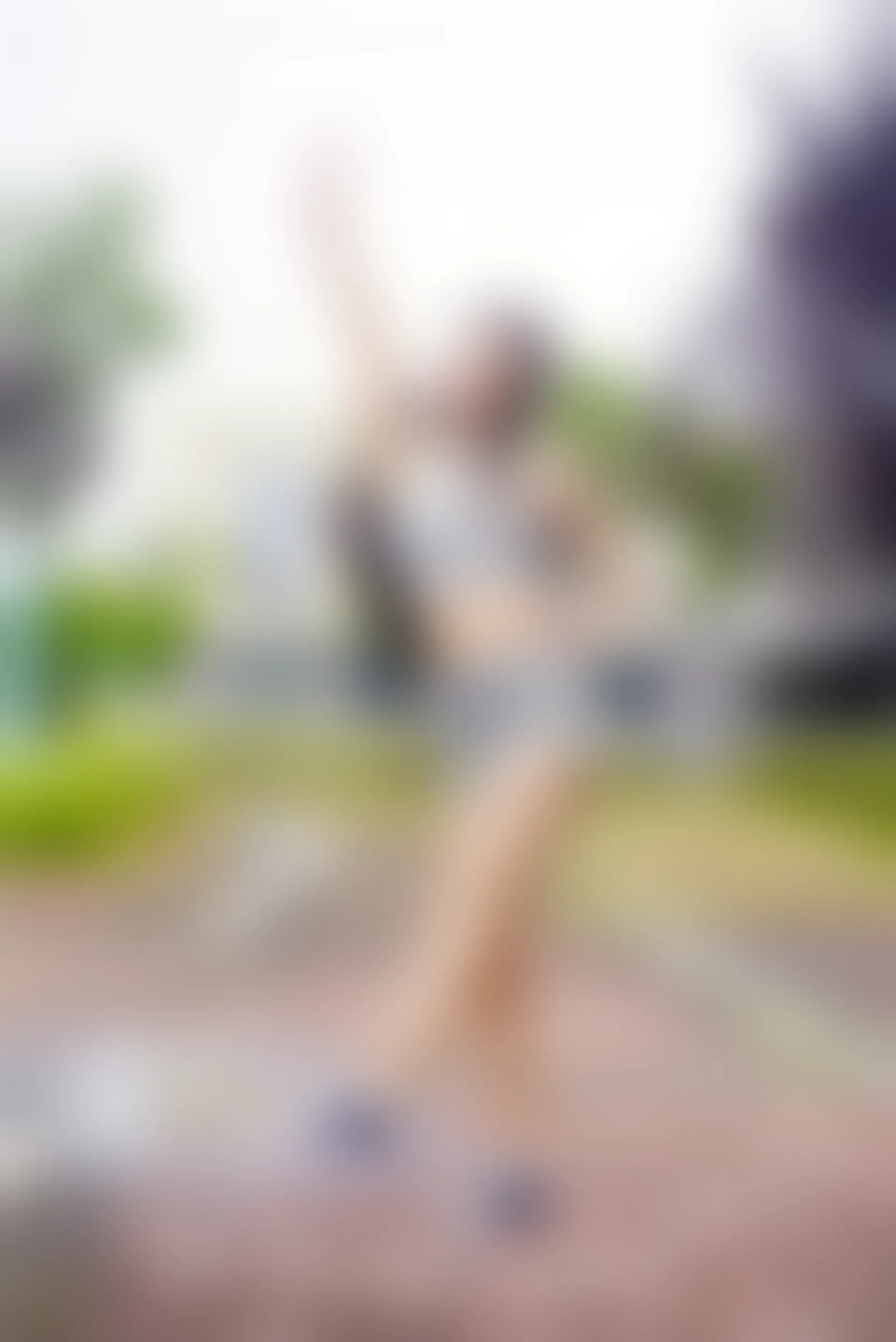 初夏女神 NO.046 依依 华丽展示[185P+2V／5.09GB]