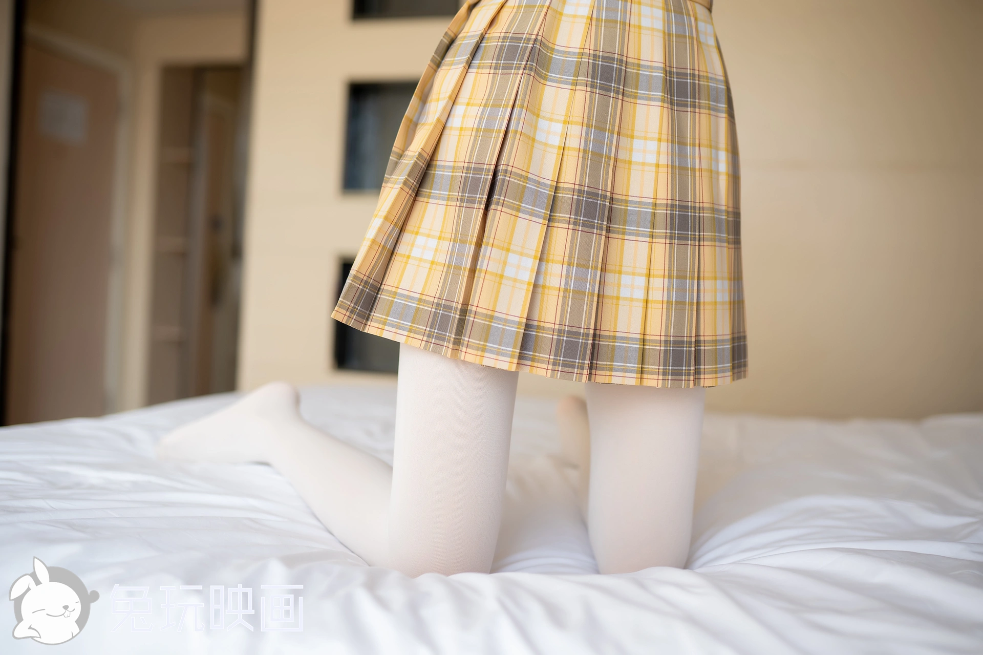 C37.008 小细腿的制服裙 [40P-80MB]