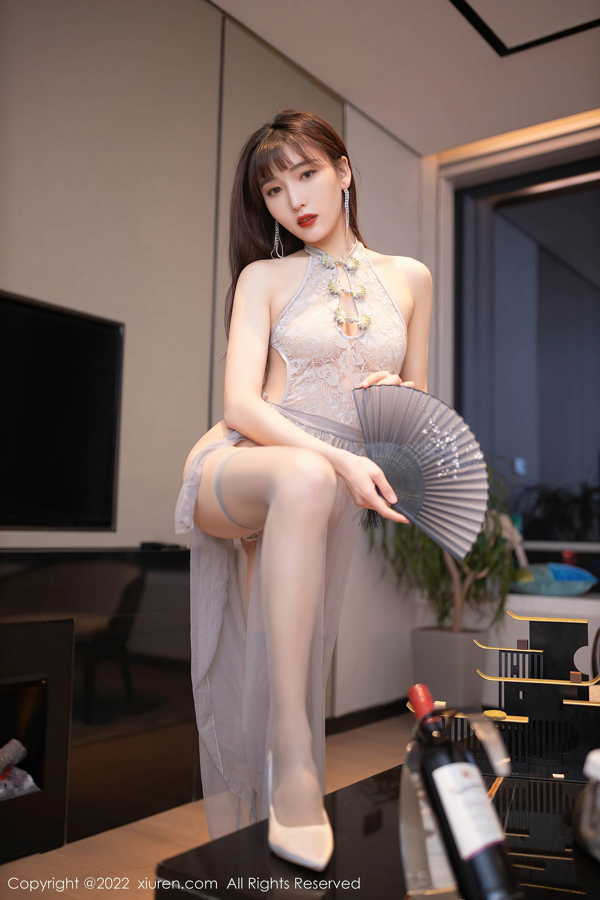 XiuRen秀人网 2022.02.16 No.4592 陆萱萱 长裙美腿[79+1P 795MB]