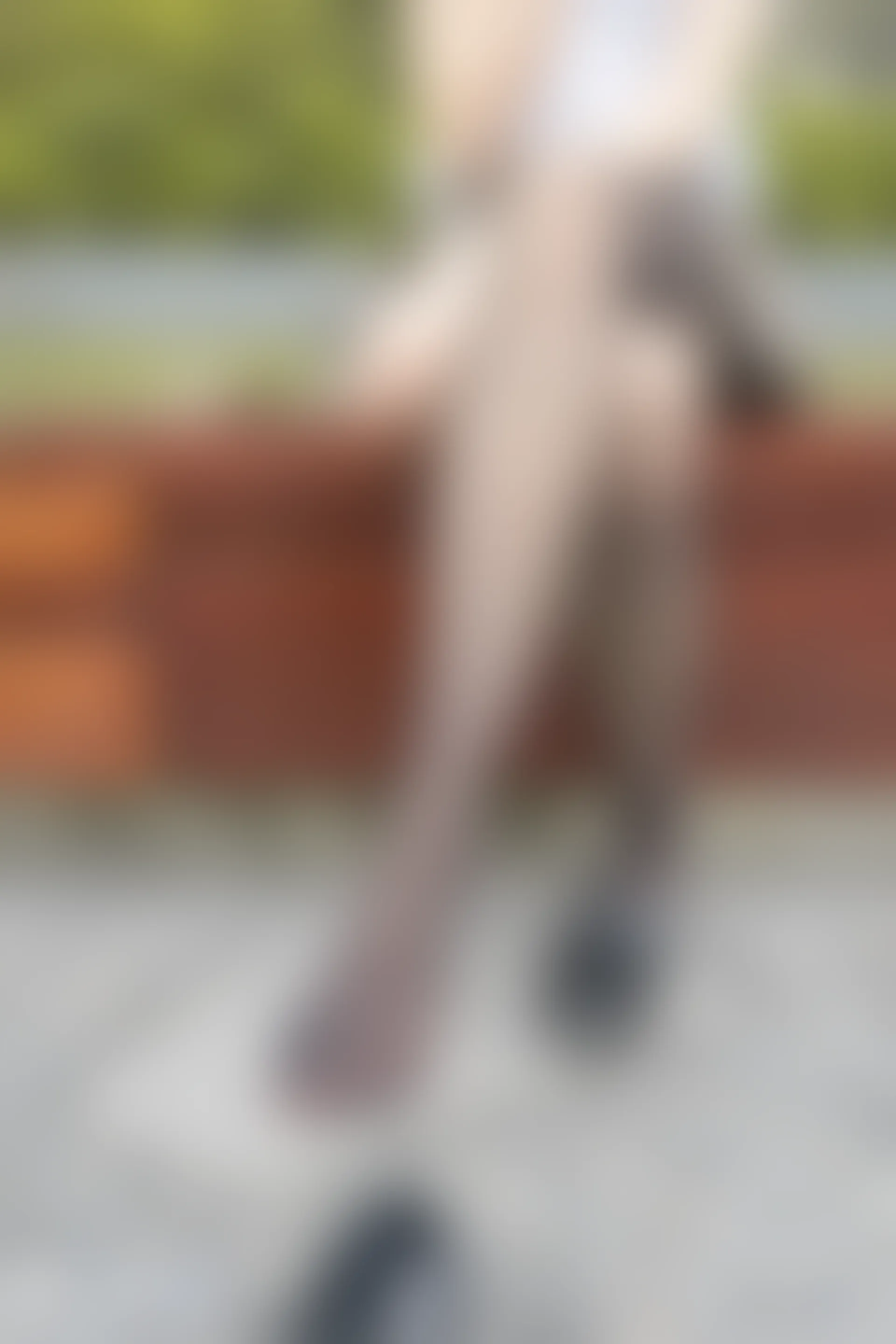 C03.005 萌萌的黑丝 [44P-107MB]