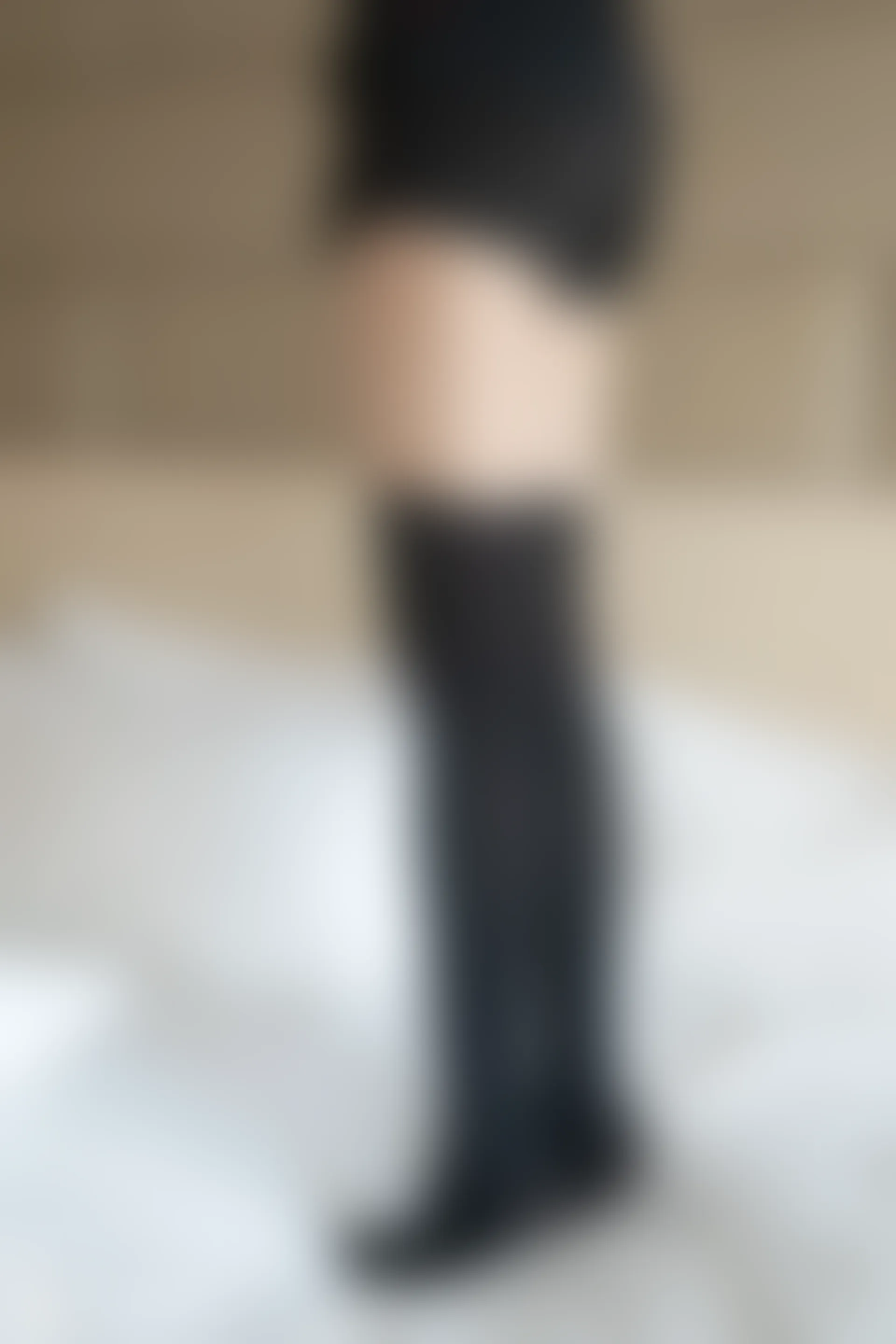C45.005 黑色超短裤 [39P-64MB]