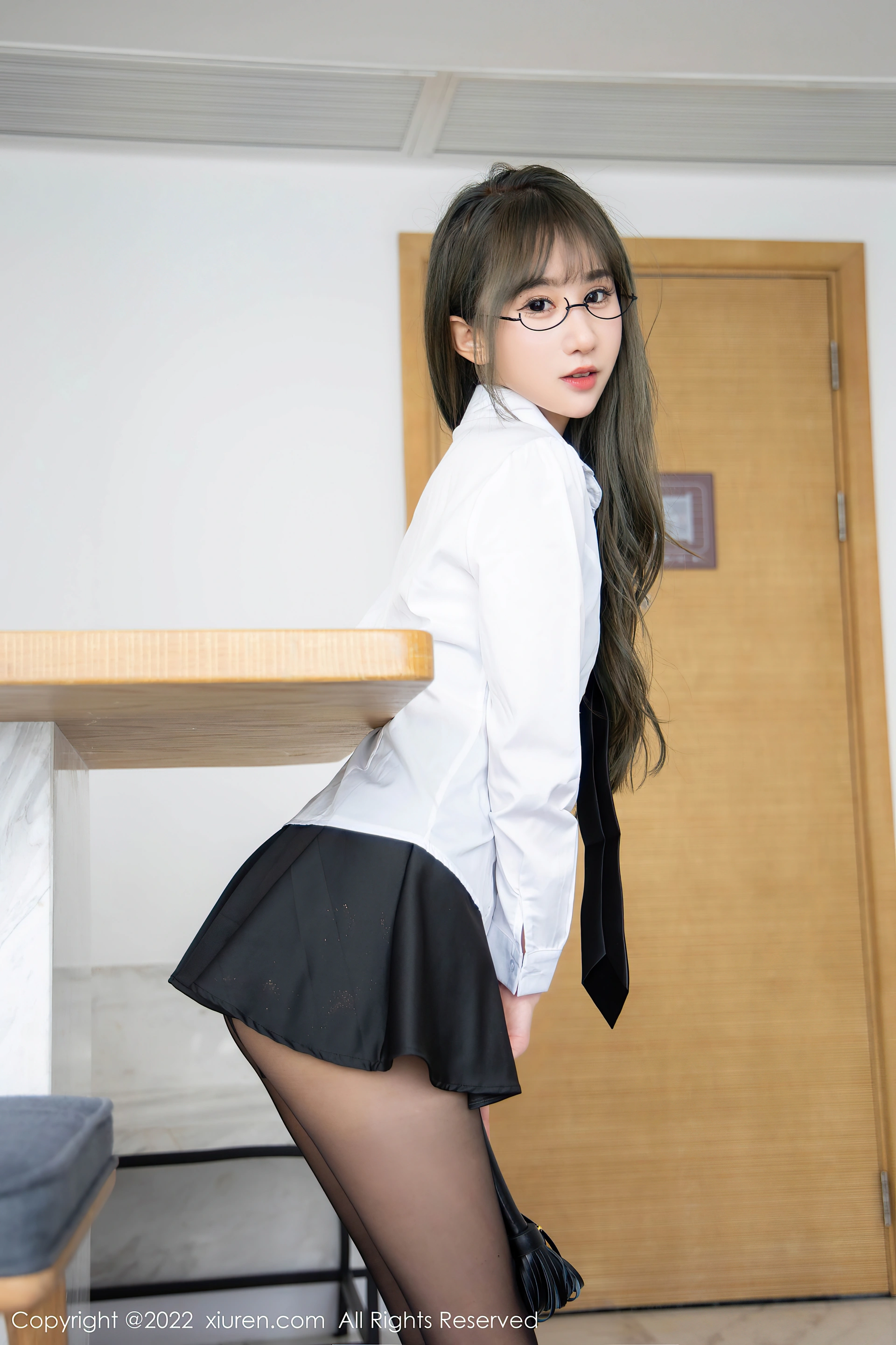 XiuRen秀人网 2022.03.29 No.4789 小果冻儿 白T黑丝[72+1P 772MB]
