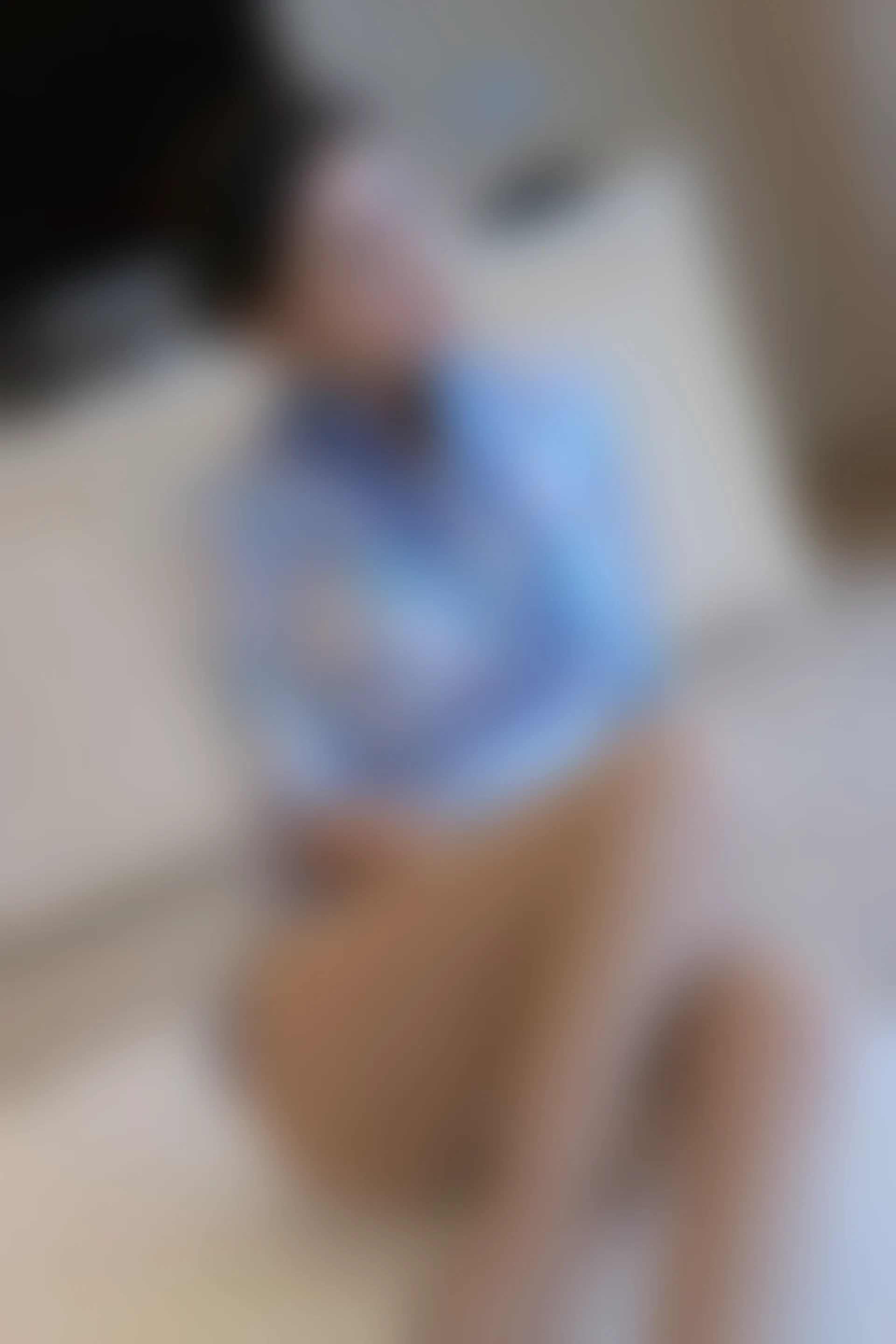 XiuRen秀人网 2022.02.21 No.4613 艾静香 三亚旅拍[41+1P 355MB]