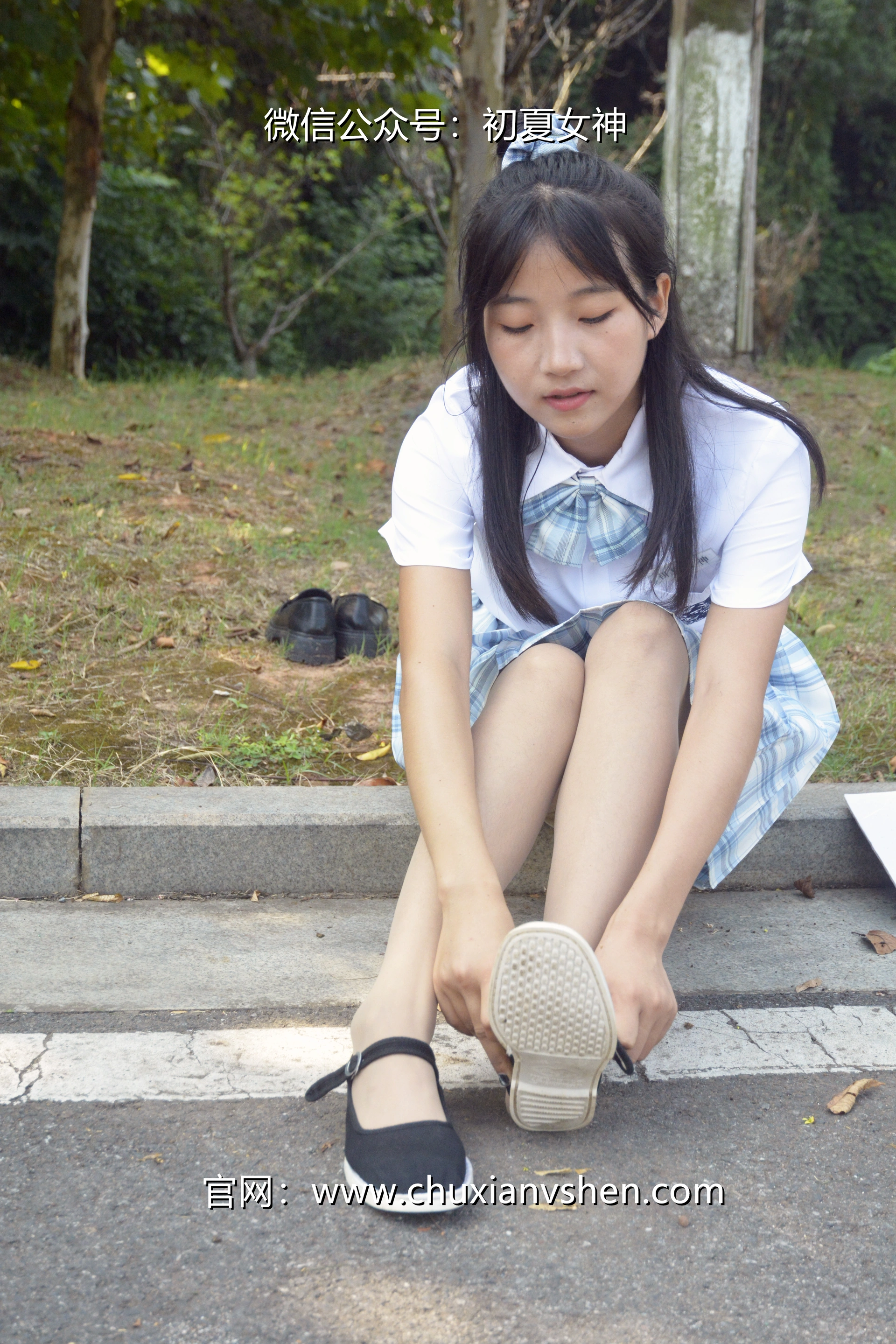初夏女神 NO.020 点点 我的JK装[140P+1V／5.68GB]