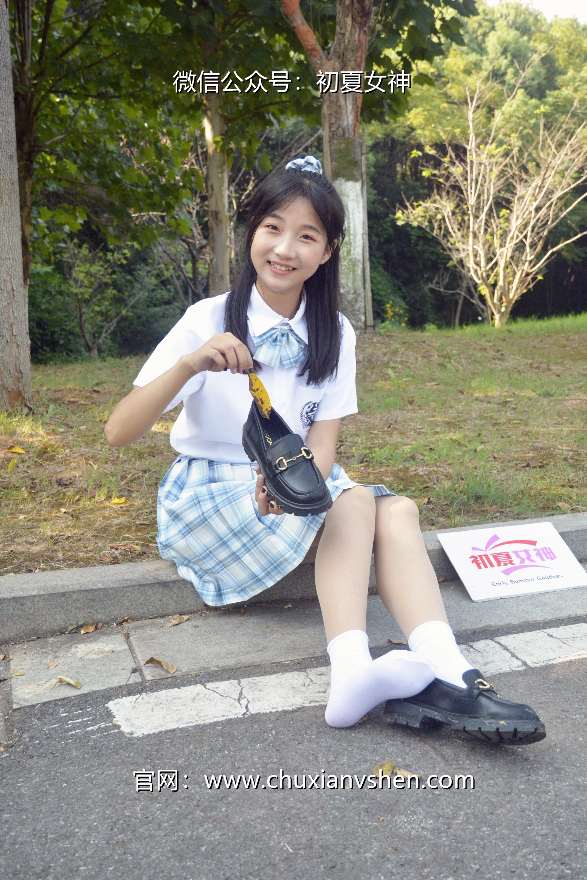 初夏女神 NO.020 点点 我的JK装[140P+1V／5.68GB]