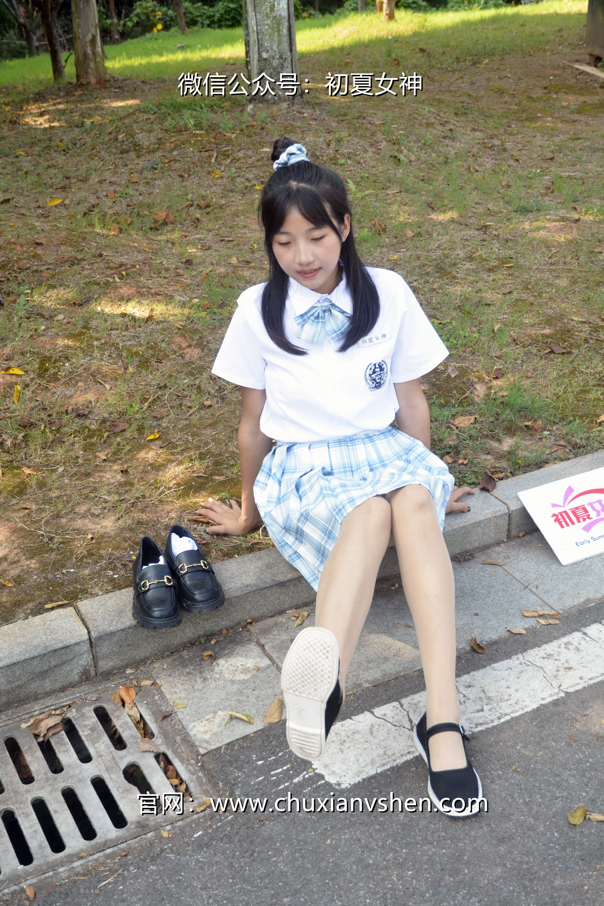 初夏女神 NO.020 点点 我的JK装[140P+1V／5.68GB]
