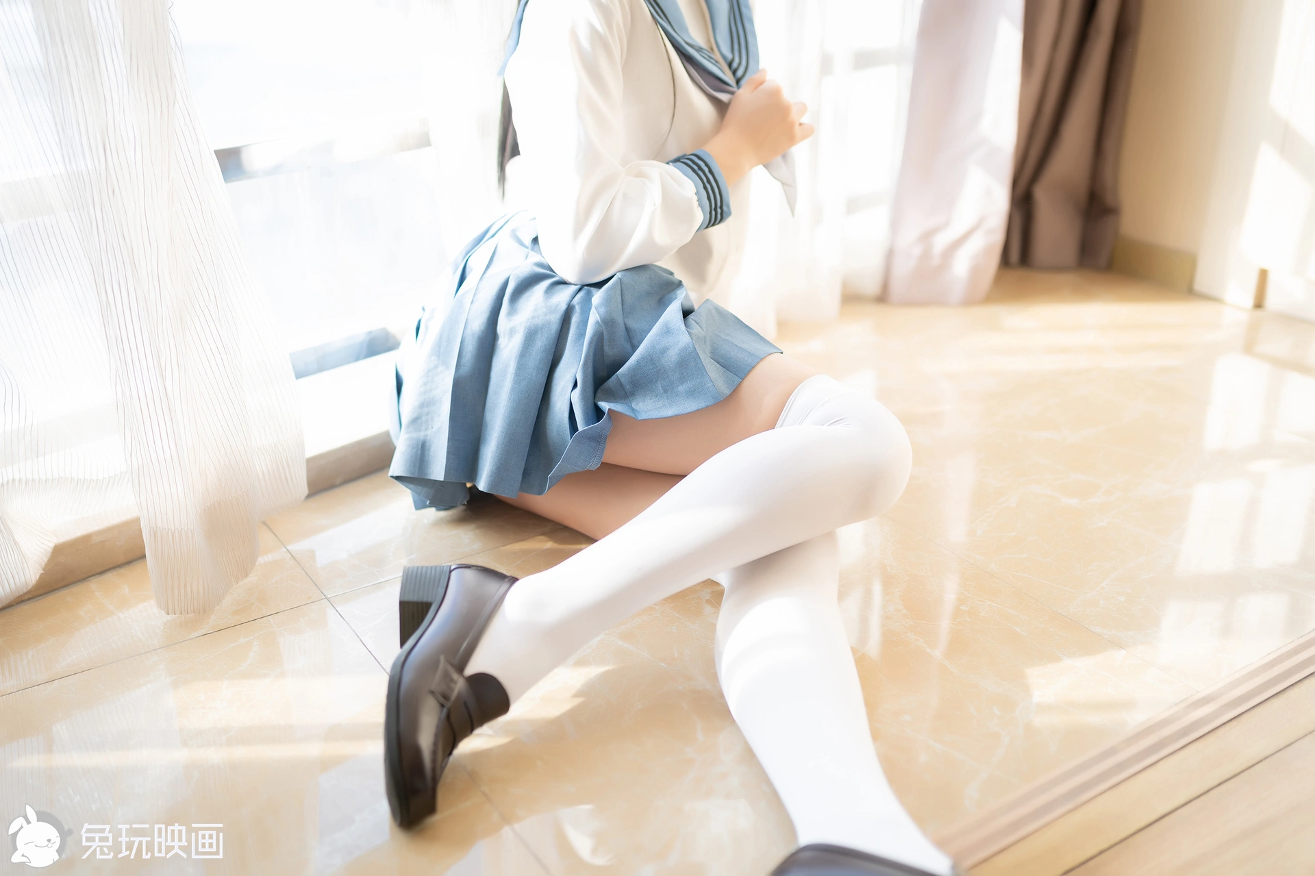 C41.004 蓝色水手服 [41P-88MB]