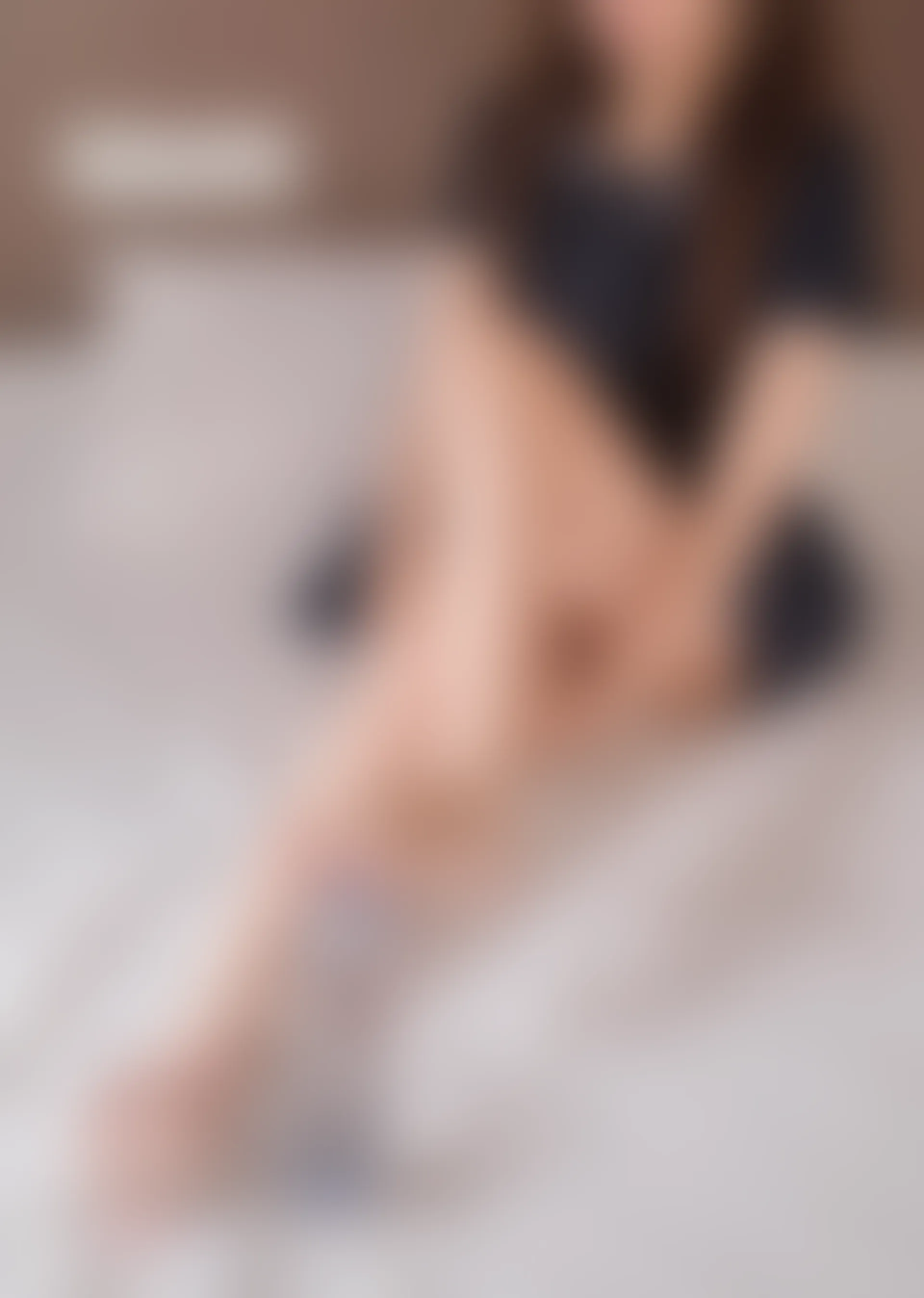 C03.008 制服黑三本 [42P-319MB]