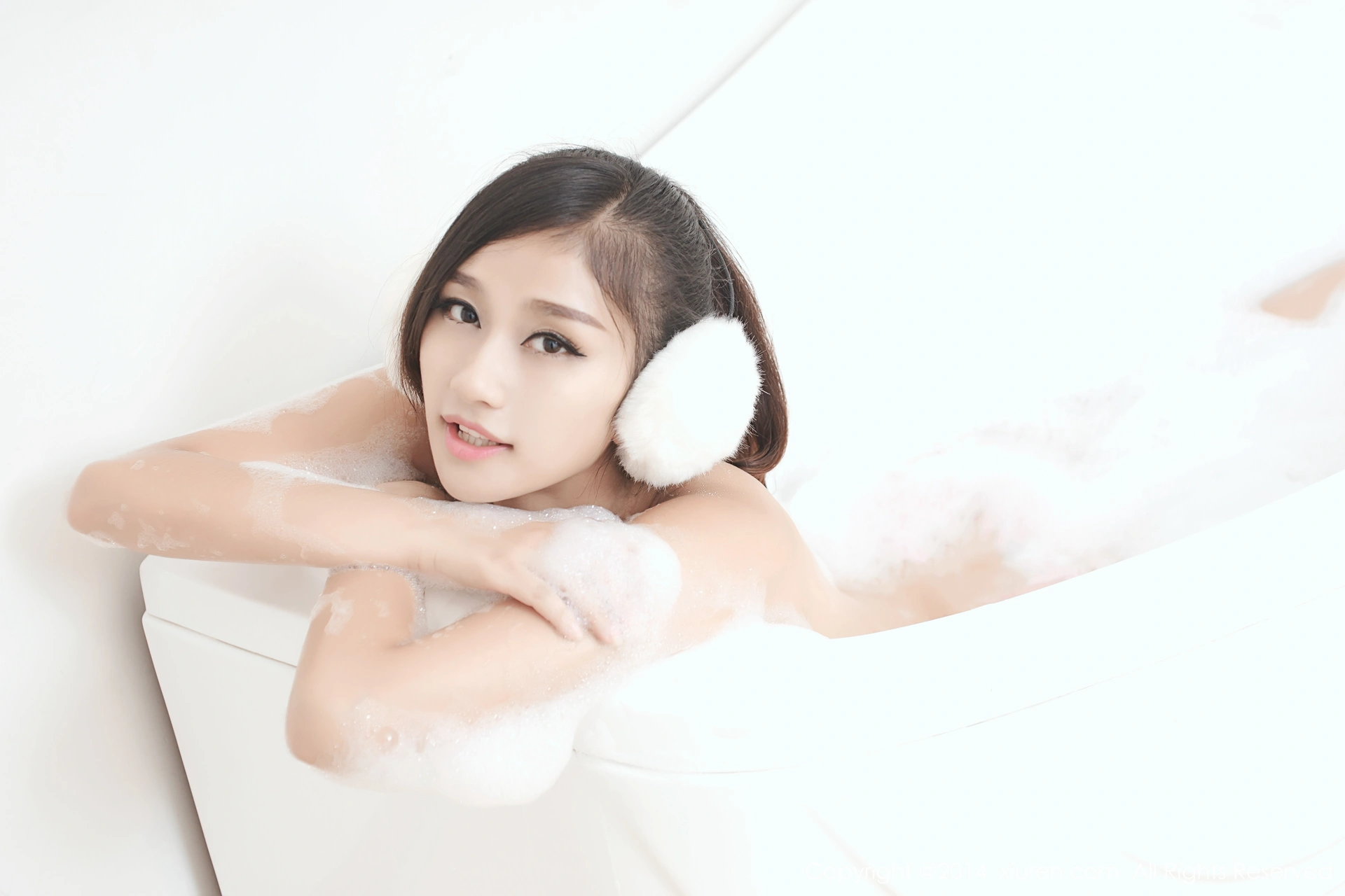 XiuRen秀人网 2014.11.21 No.244 史雨姐姐[50+1P240M]
