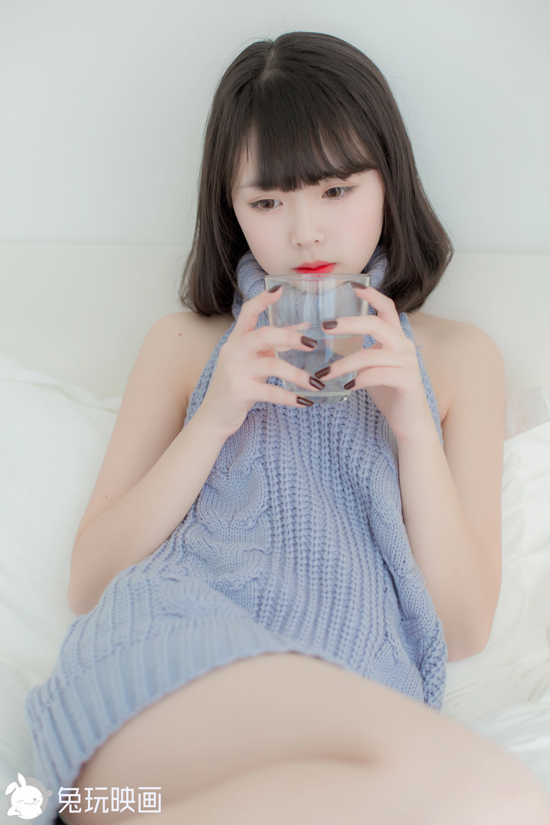 C46.006 巧克力天使和露背毛衣 [40P-473MB]