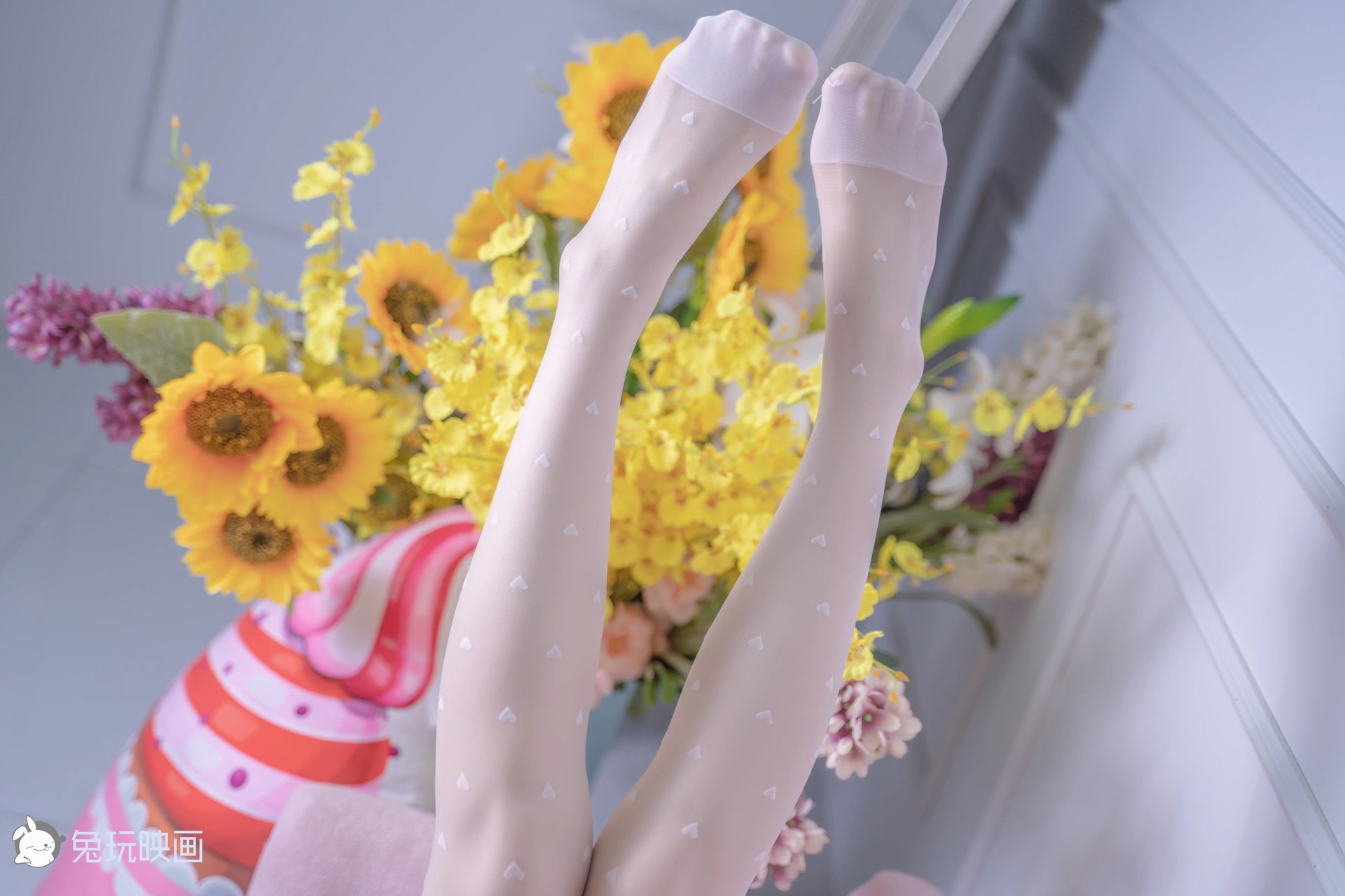C06.005 连丝袜都是爱你的形状 [45P-883MB]