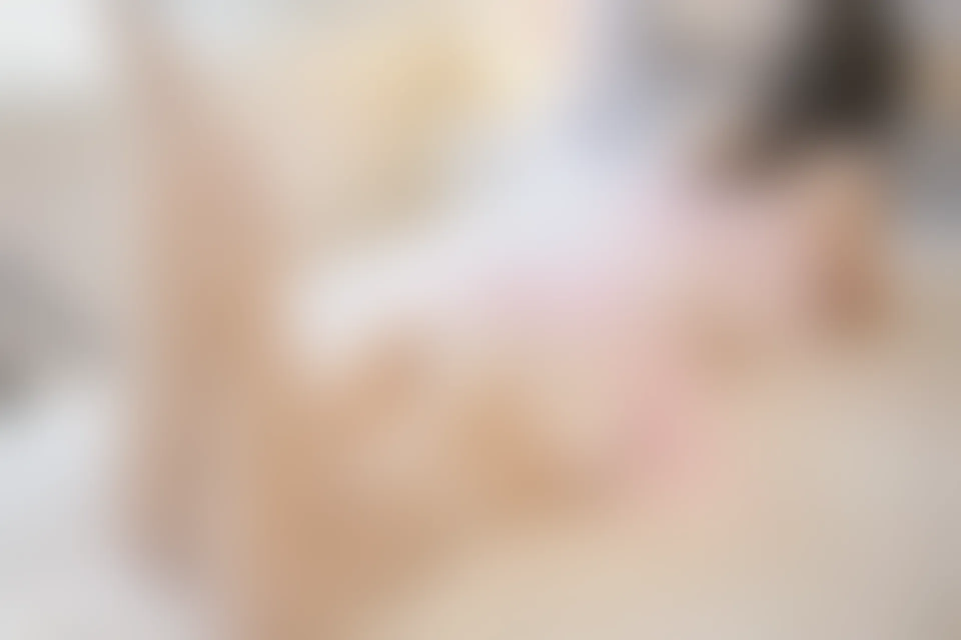 C42.003 粉色睡衣和丝袜 [39P-311MB]