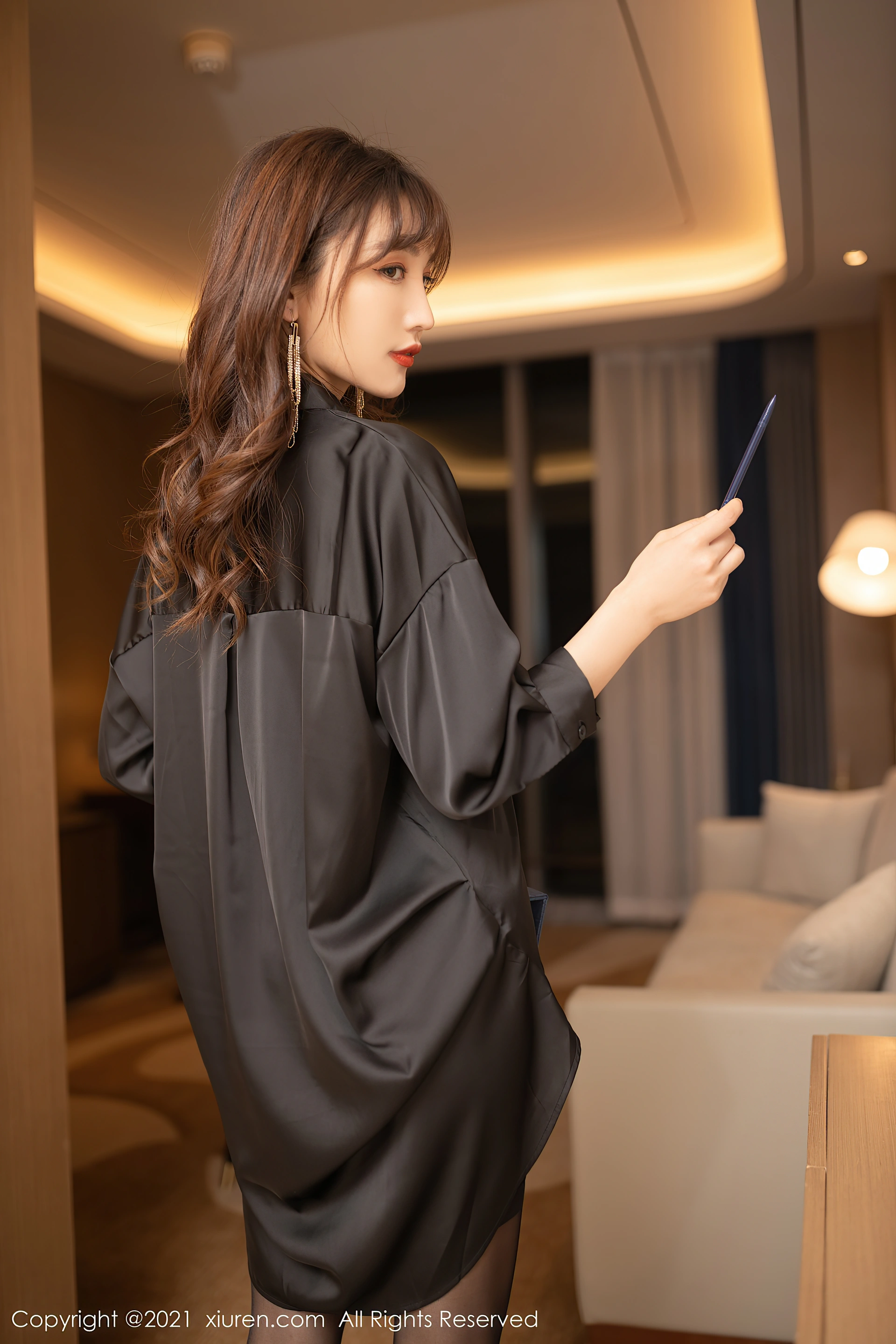 XiuRen秀人网 2021.12.28 No.4396 陆萱萱 黑丝美腿[88+1P 846MB]