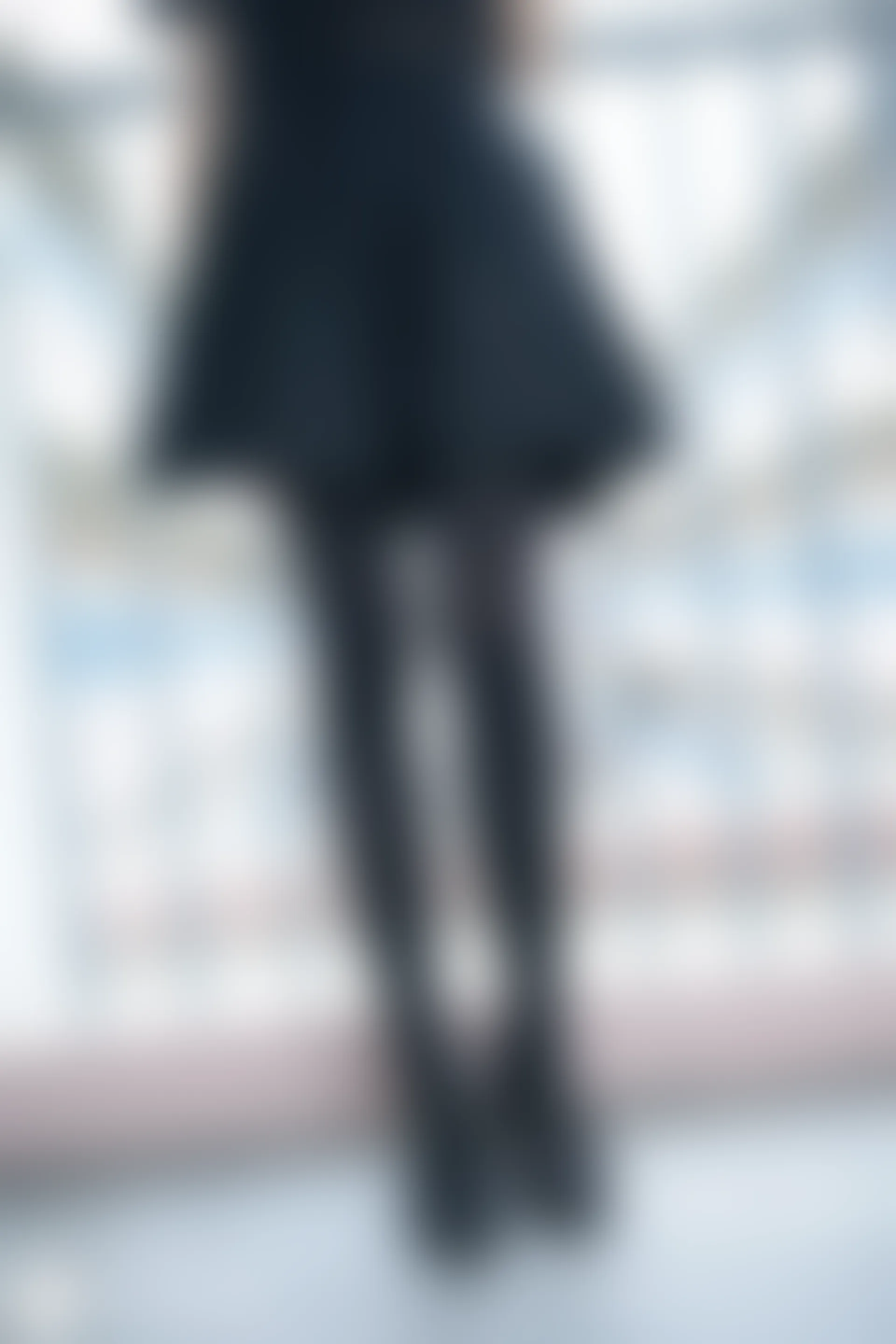 C46.005 黑色绝对领域 [39P-92MB]