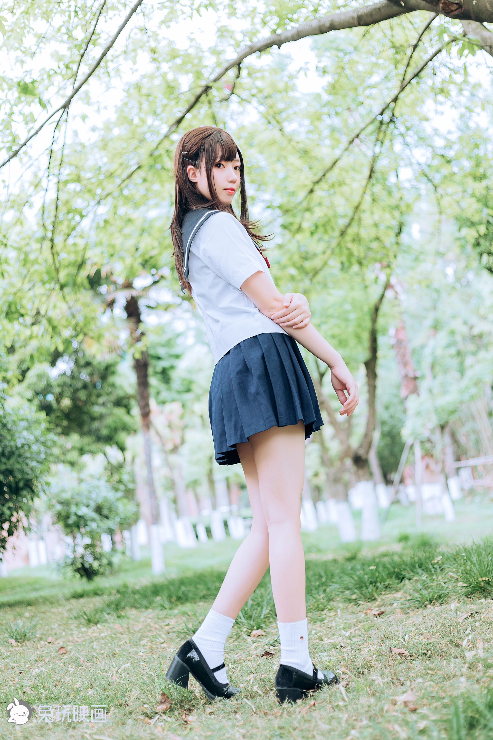 VOL.019 绿意葱茏 [40P-908MB]