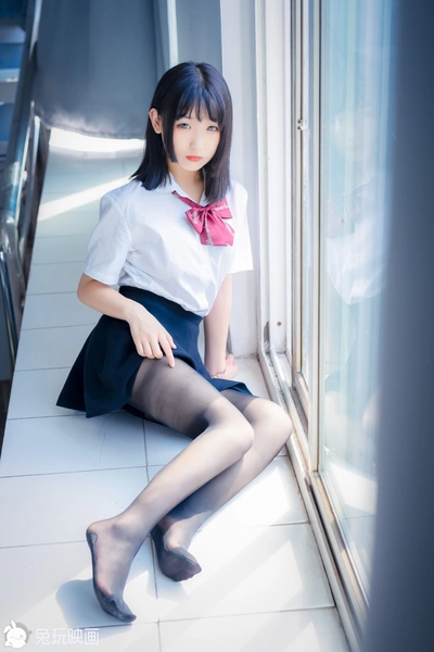 C21.005 教室里的JK白丝 [40P-347MB]