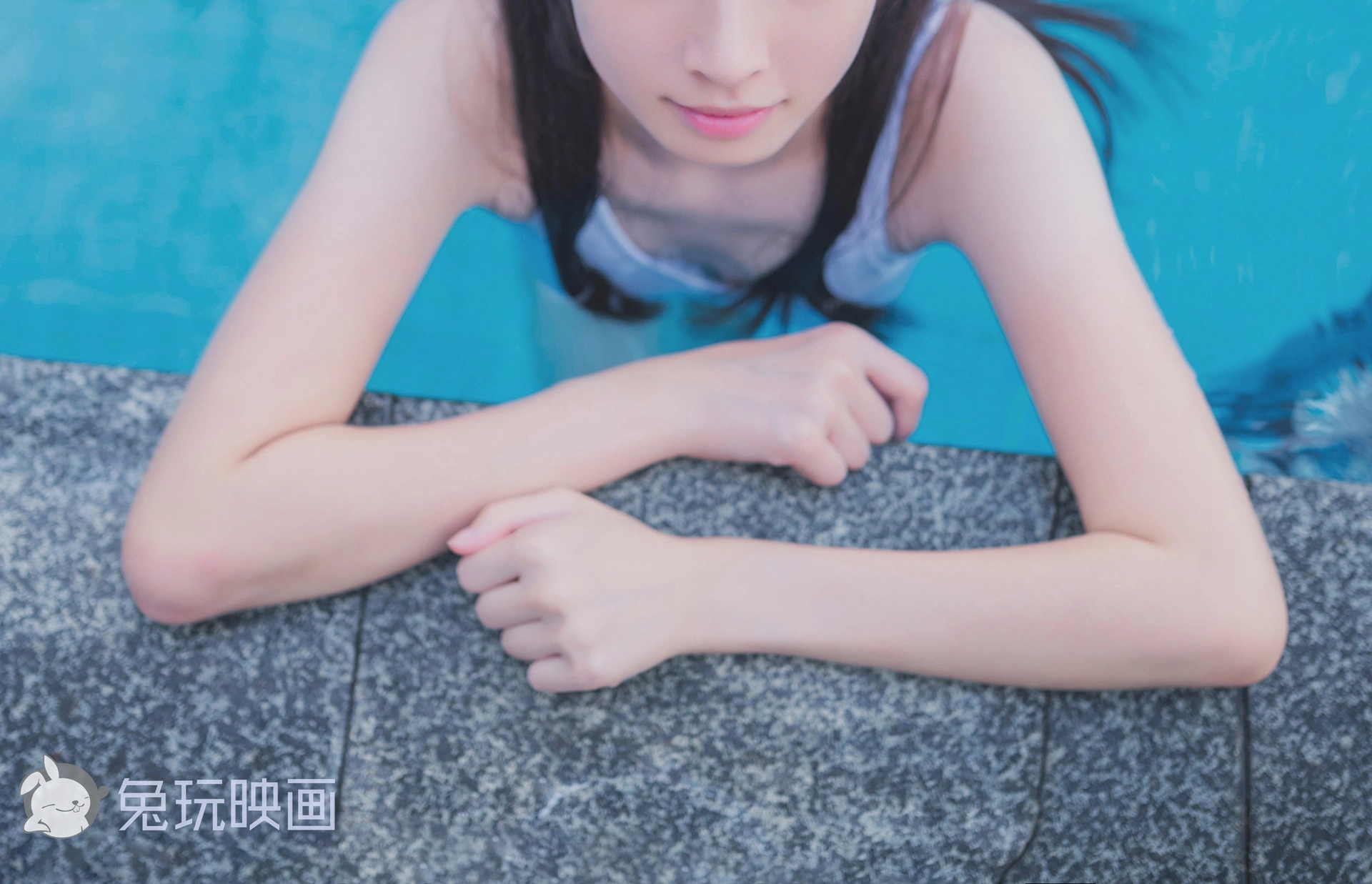 兔玩映画 夏日泳装 Vol.002 双马尾 [50P-109MB]